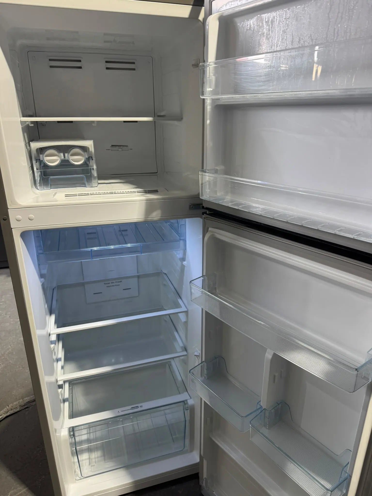 Hisense HR6TFF350S 350L Refurbished Top Mount Fridge Freezer | PERTH