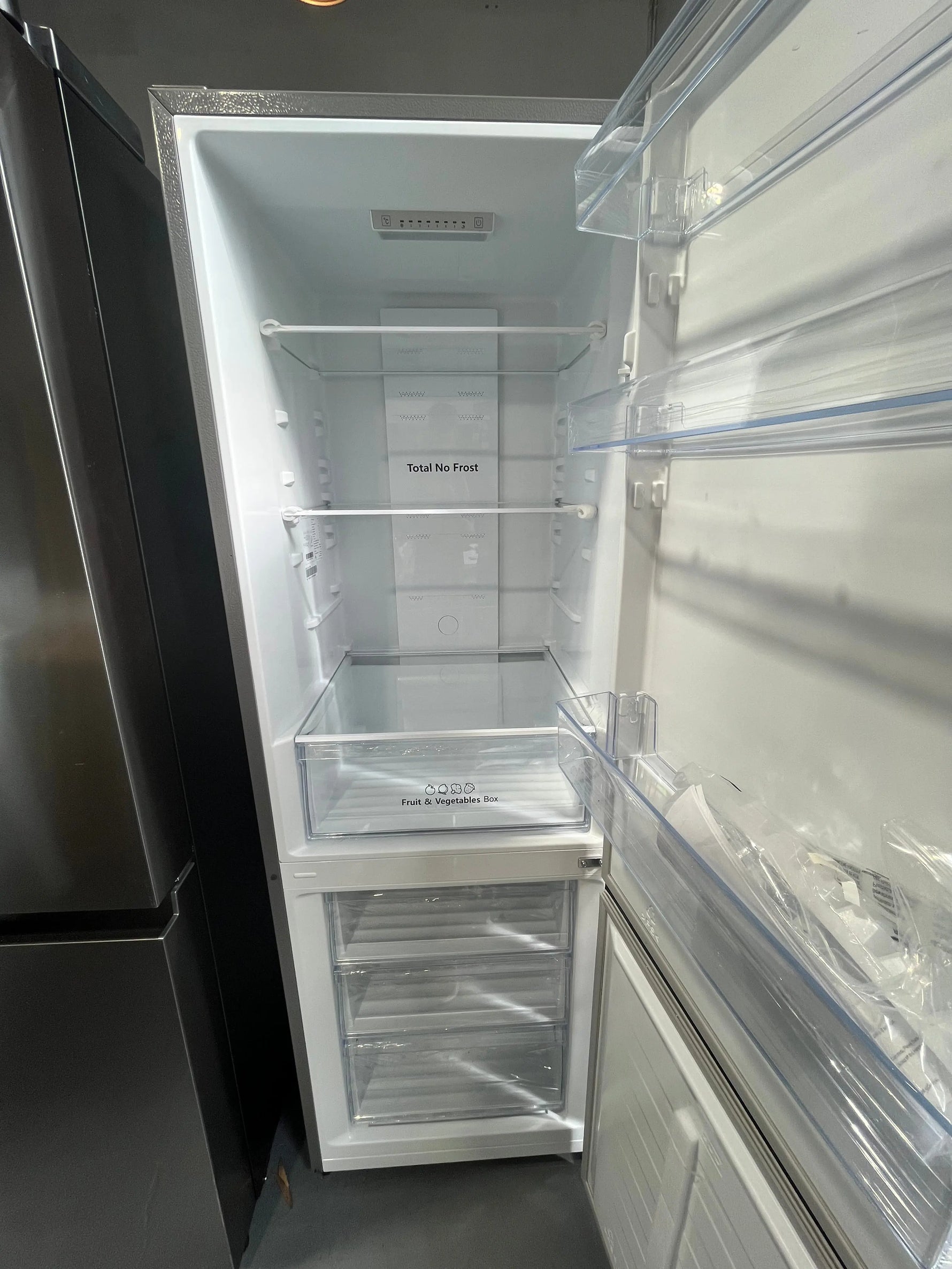 Hisense HRBM292S 292L Bottom Mount Fridge – Stainless Steel | ALEXANDRIA