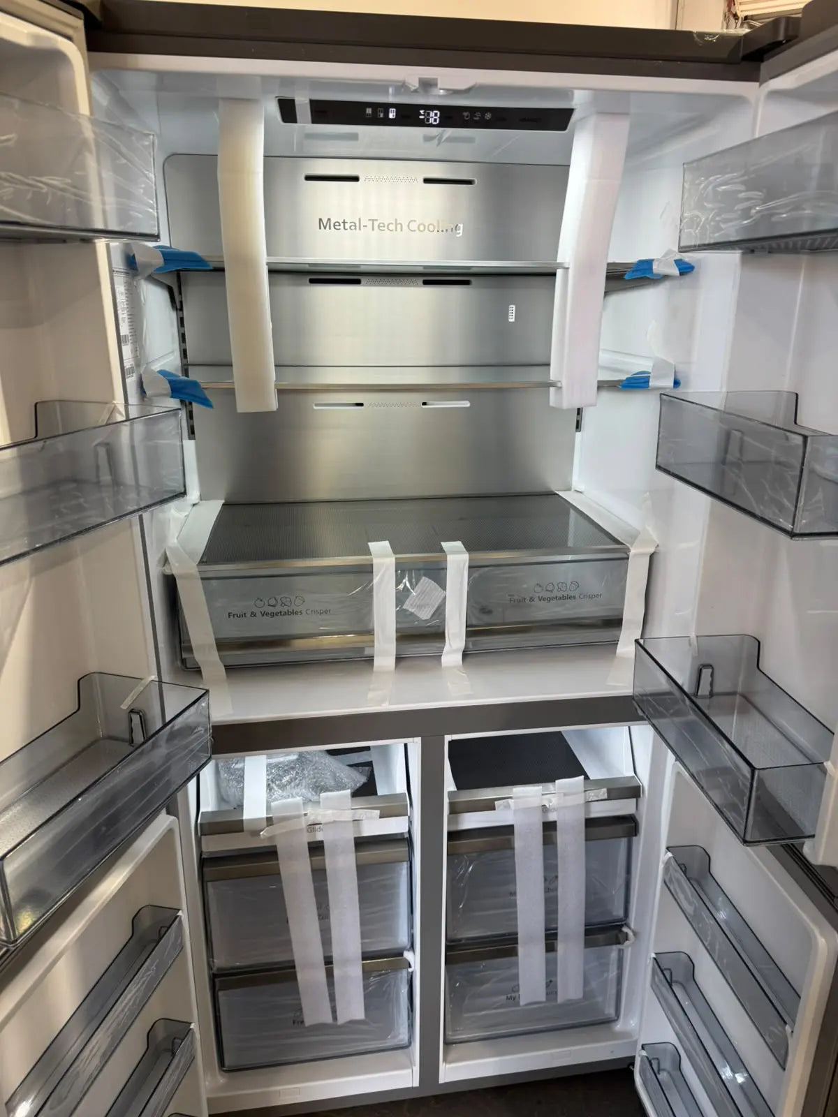 Hisense HRCD610TS 609L French Door Fridge Freezer – Factory Second | PERTH