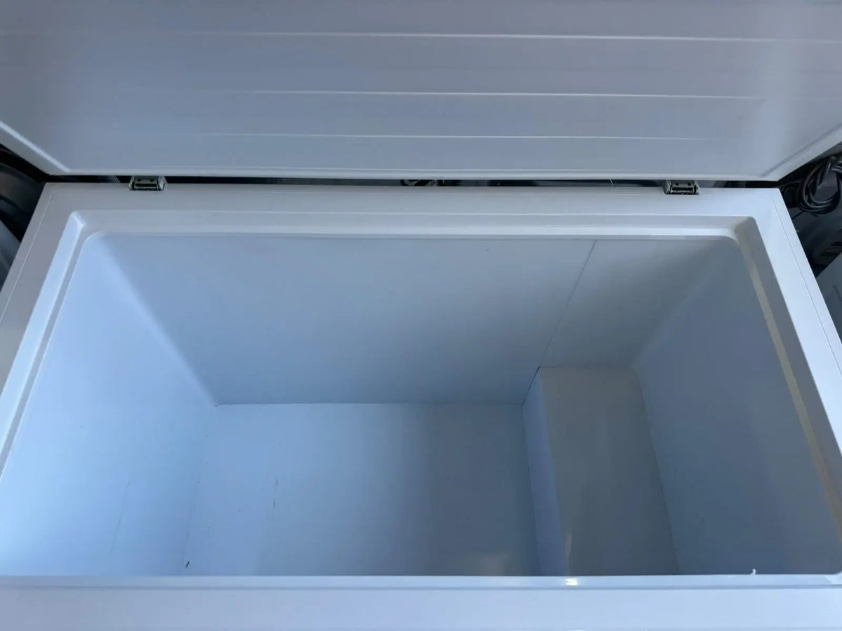 Hisense HRCF301 300L Chest Freezer – Near New | PERTH