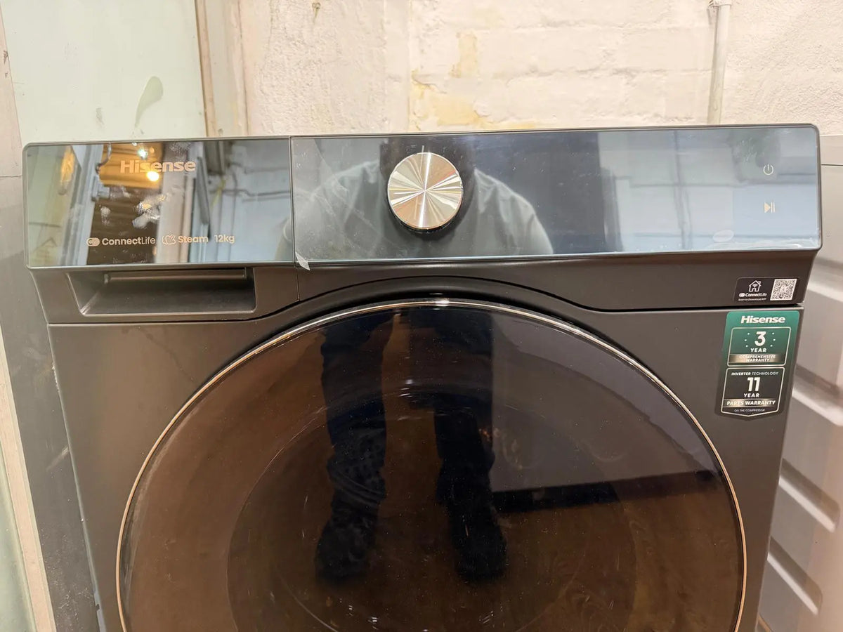 Hisense Series 9 12kg Front Load Washing Machine – Refurbished | RESERVOIR