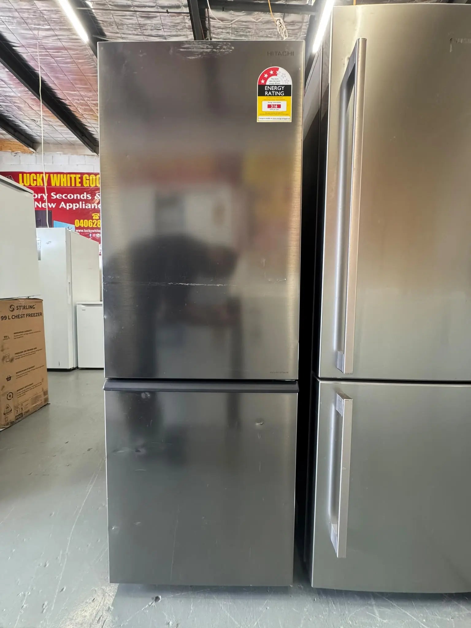 Hitachi 330L Bottom Mount Fridge Freezer – Refurbished | SYDNEY