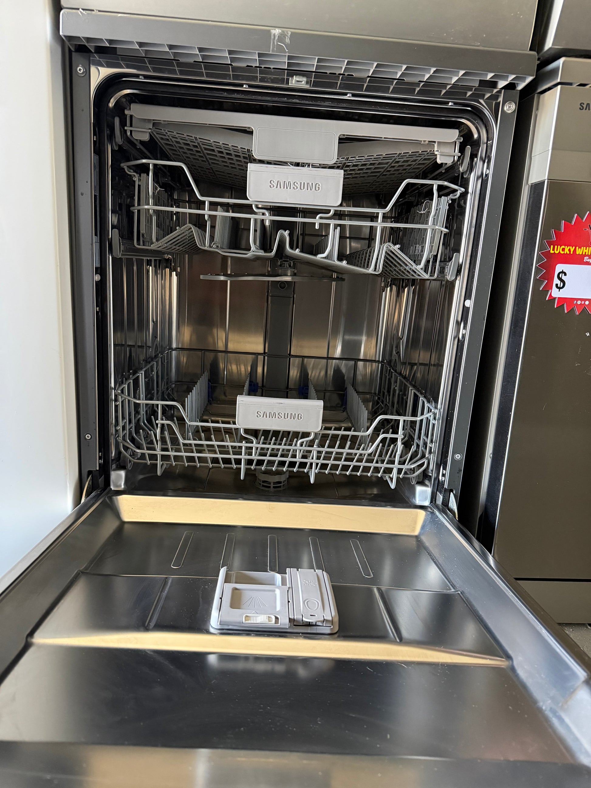 Refurbished Samsung 14 Place Setting Dishwasher | BRISBANE