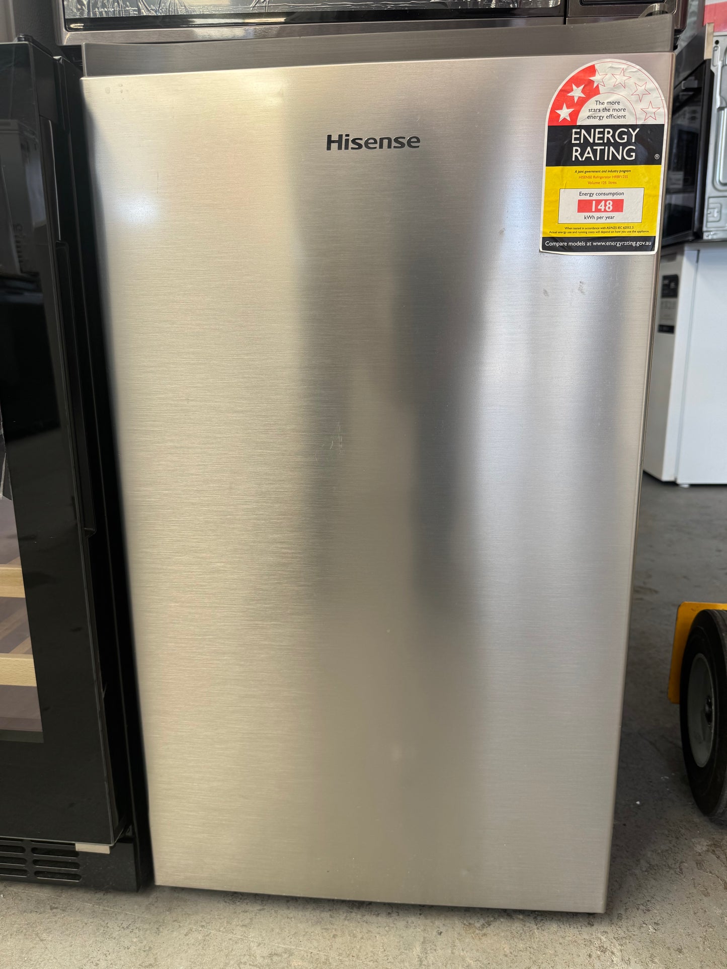 Factory seconds Hisense fridge freezer 125 L | SYDNEY