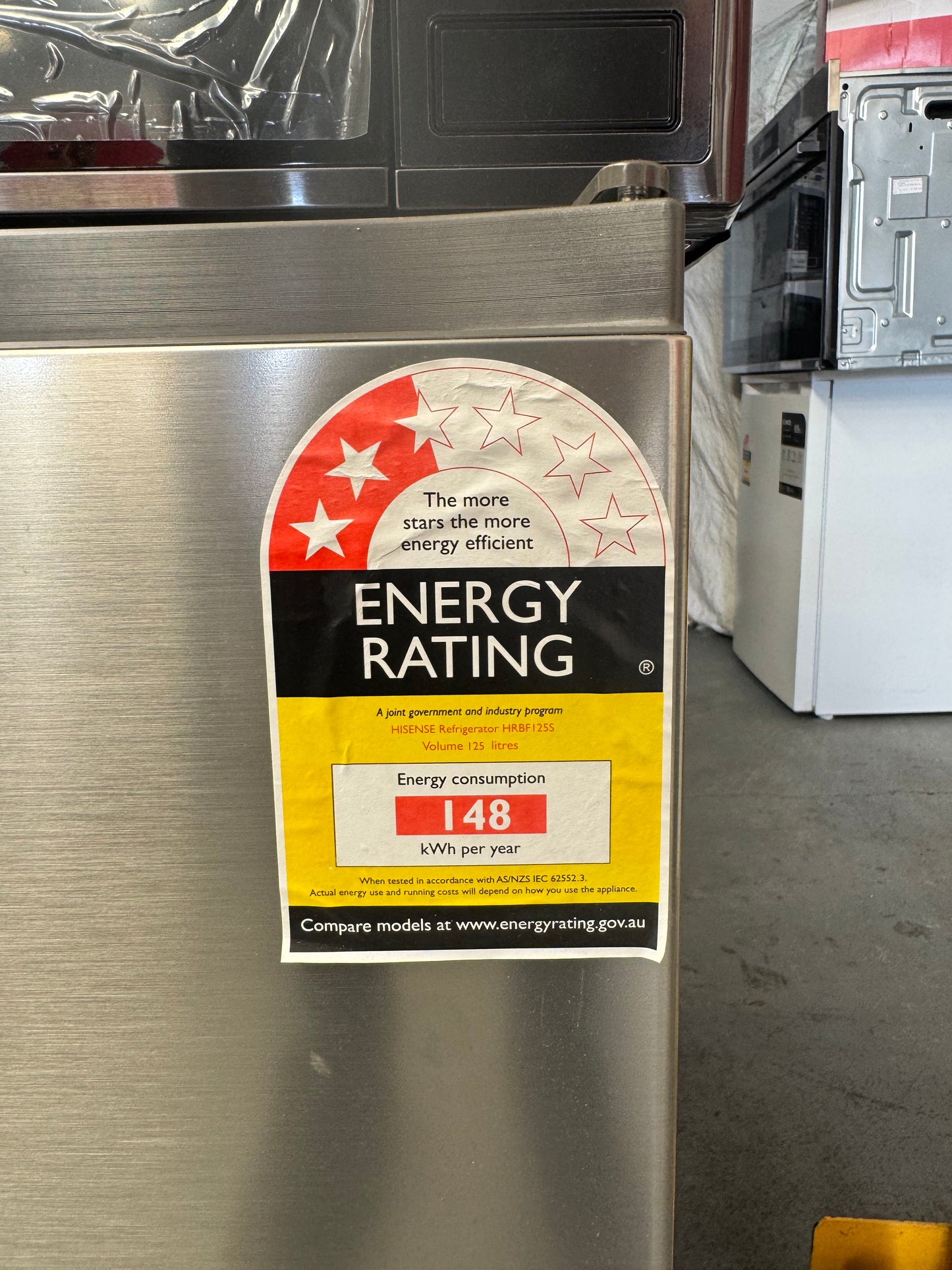 Factory seconds Hisense fridge freezer 125 L | SYDNEY