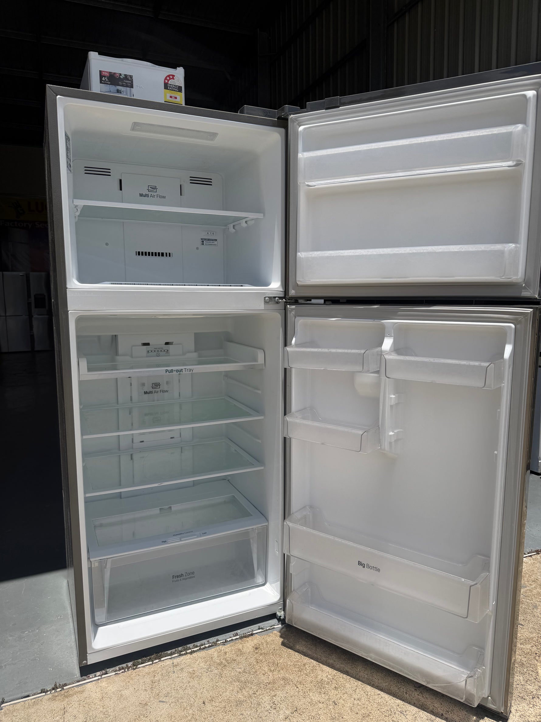 Combo Refurbished LG 442L Top Mount Fridge Freezer & Stirling 8Kg washer