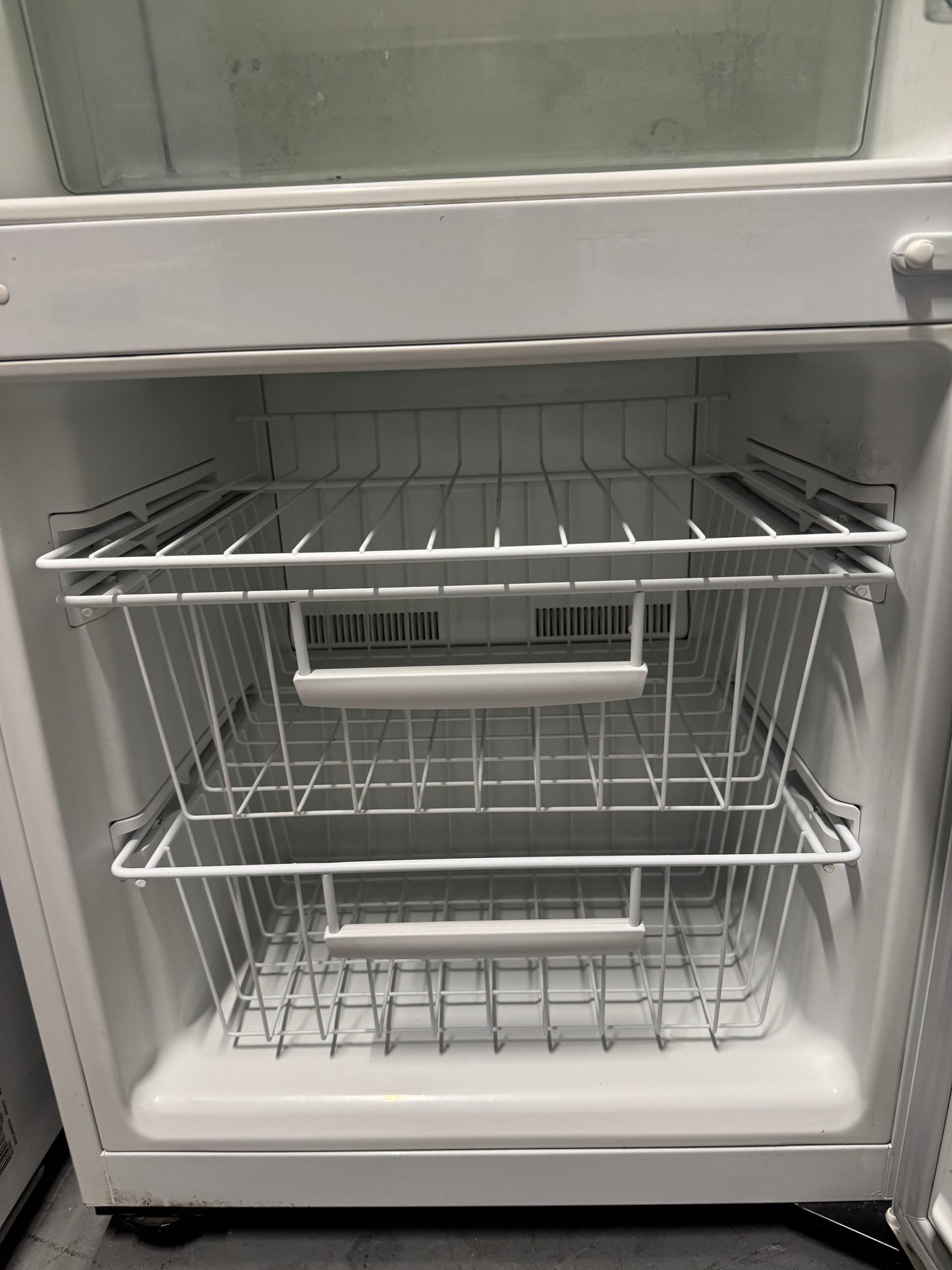 Refurbished Westinghouse fridge freezer 370 L | SYDNEY