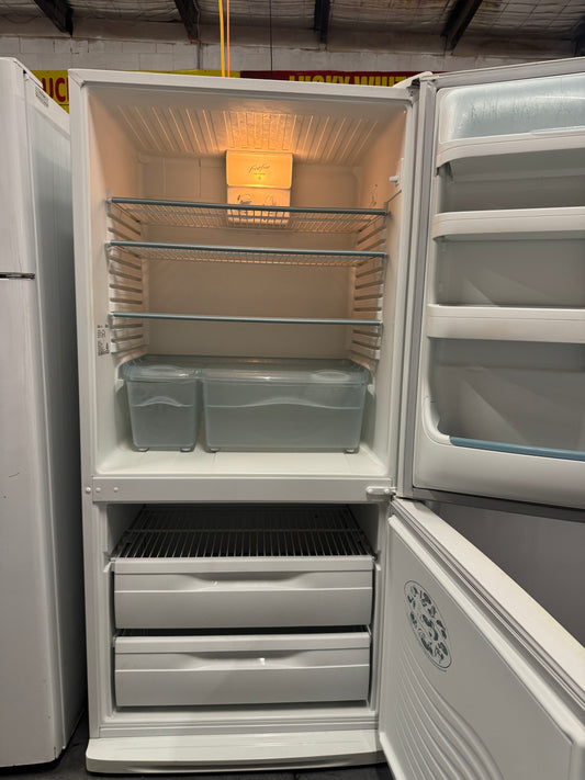 Refurbished Westinghouse fridge freezer 500 Litres | SYDNEY