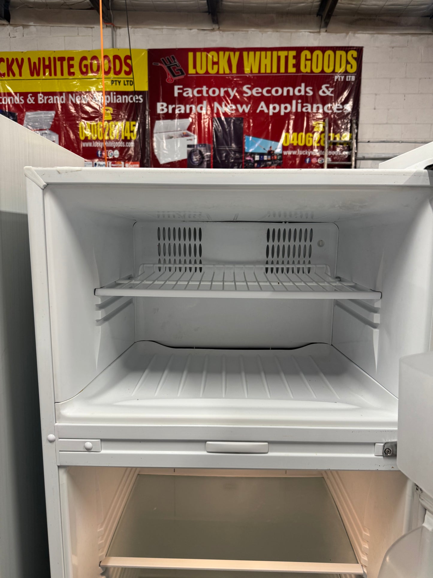 Refurbished Fisher and peaky fridge freezer 380 L | Lucky white goods