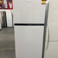 Factory seconds Hisense fridge freezer 424 L | SYDNEY