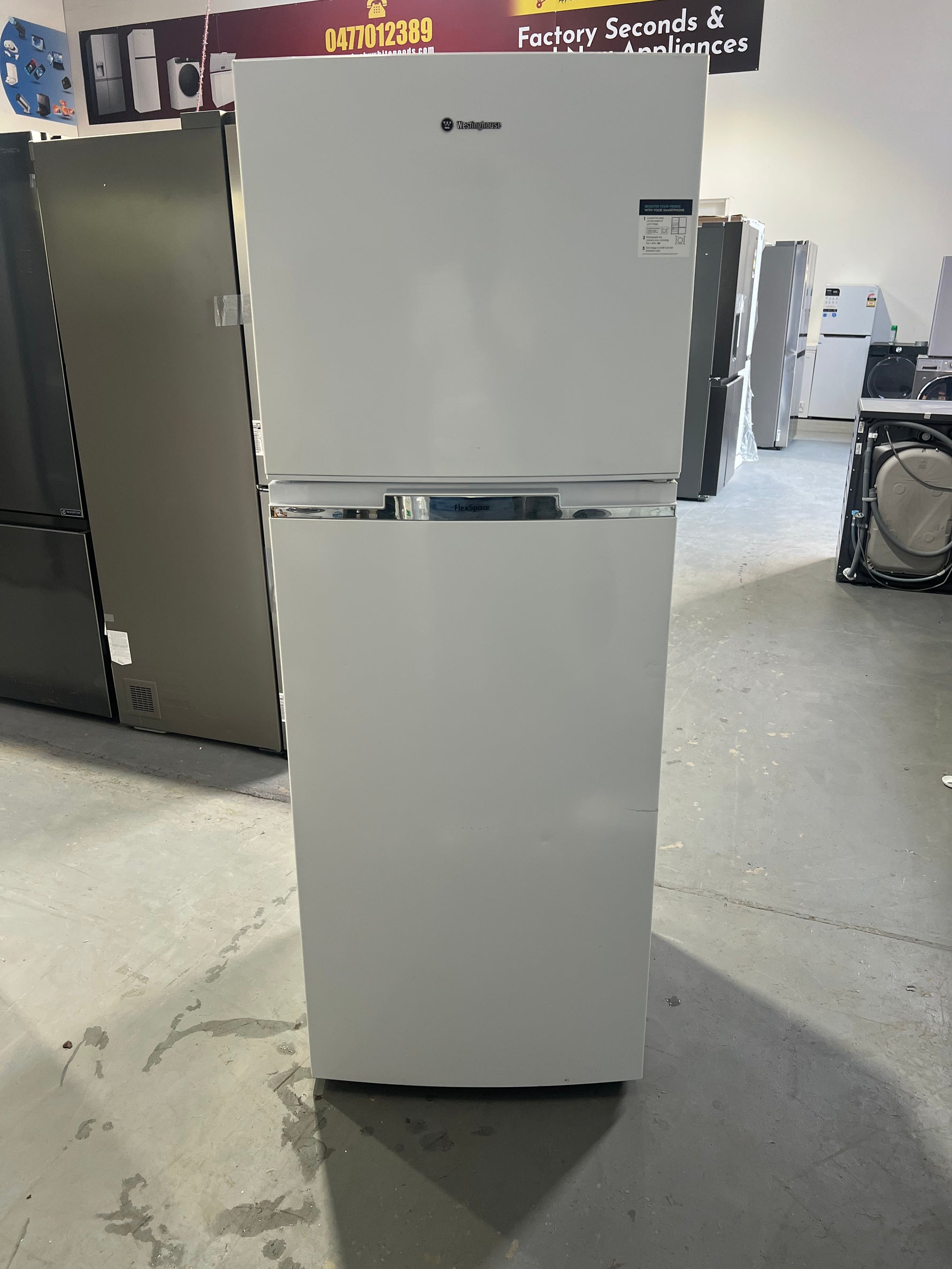 Refurbished Westinghouse 339 Litres Fridge Freezer