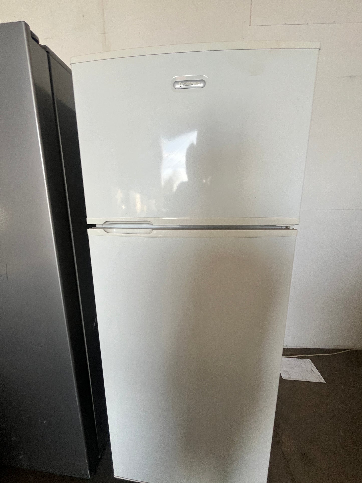 Refurbished Simpson SR440B-R fridge/freezer capacity 442L | ADELAIDE