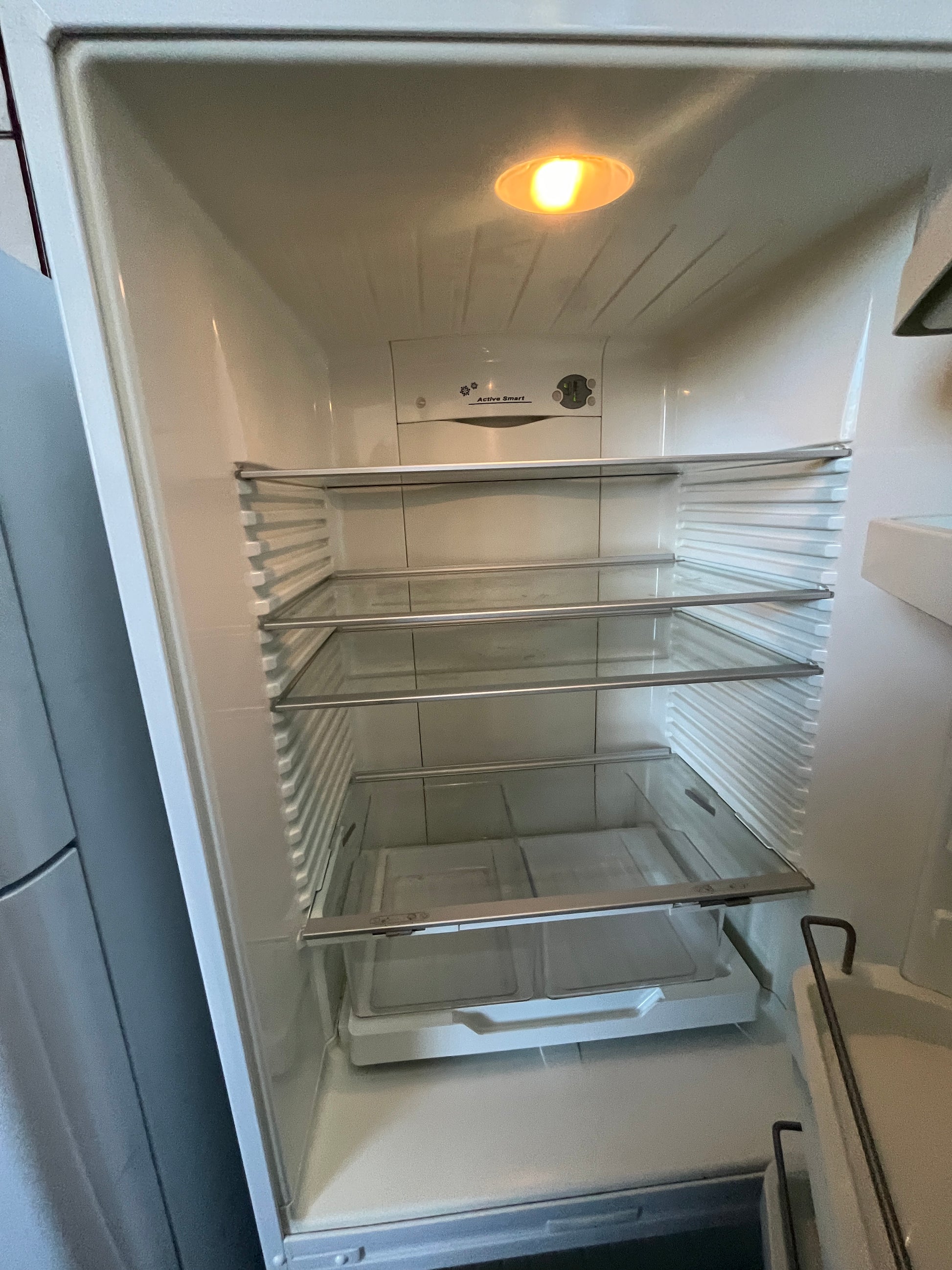 Refurbished Fisher & Paykel 442L E442B
Refrigerator/Freezer | ADELAIDE