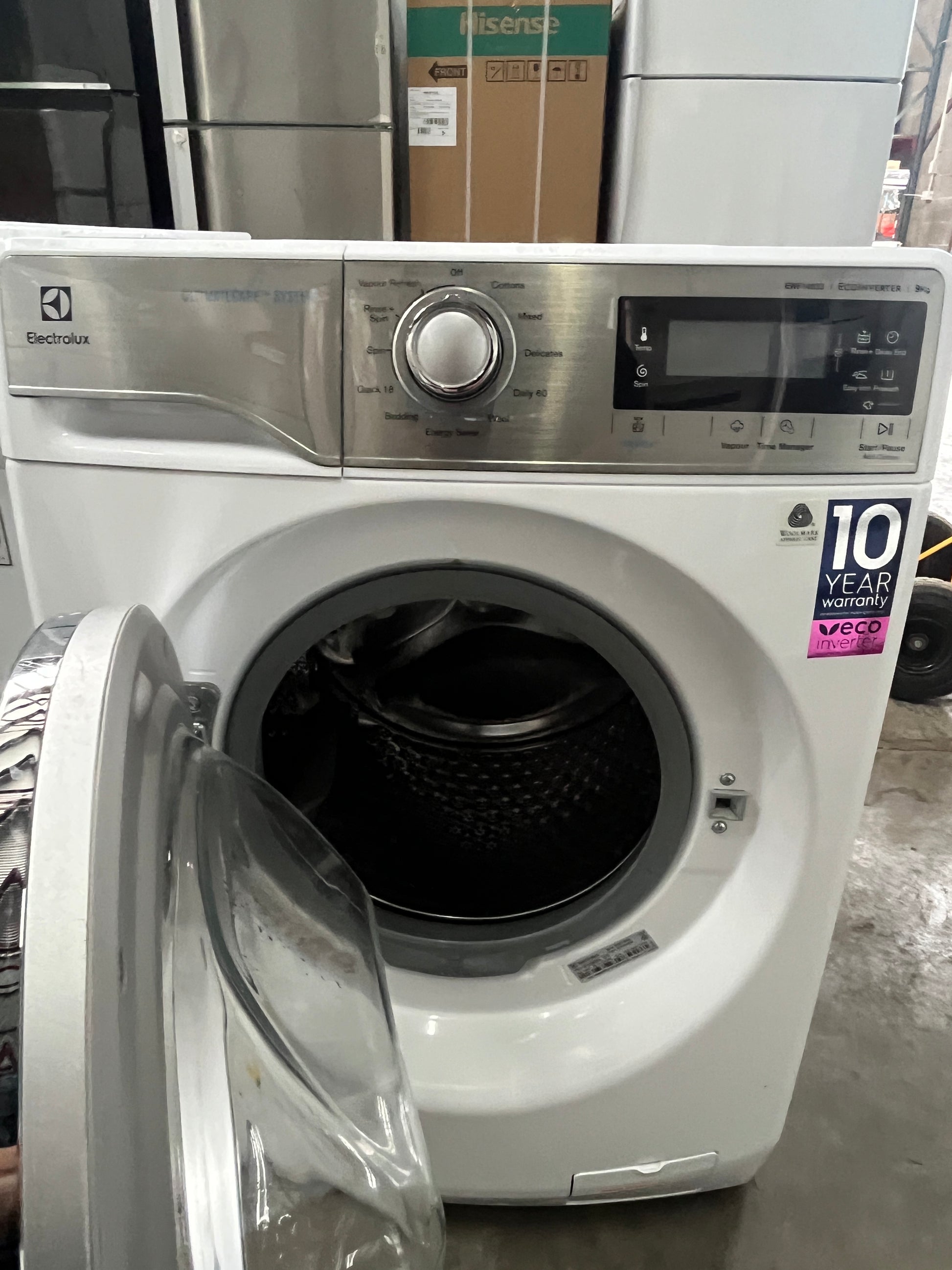 Refurbished Electrolux clothes washer Models EWFI 4923 Load capacity 9.0 kg. | ADELAIDE