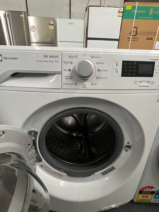 Refurbished Electrolux clothes washer Model EWFI4742 Load capacity 7.0 kg | ADELAIDE