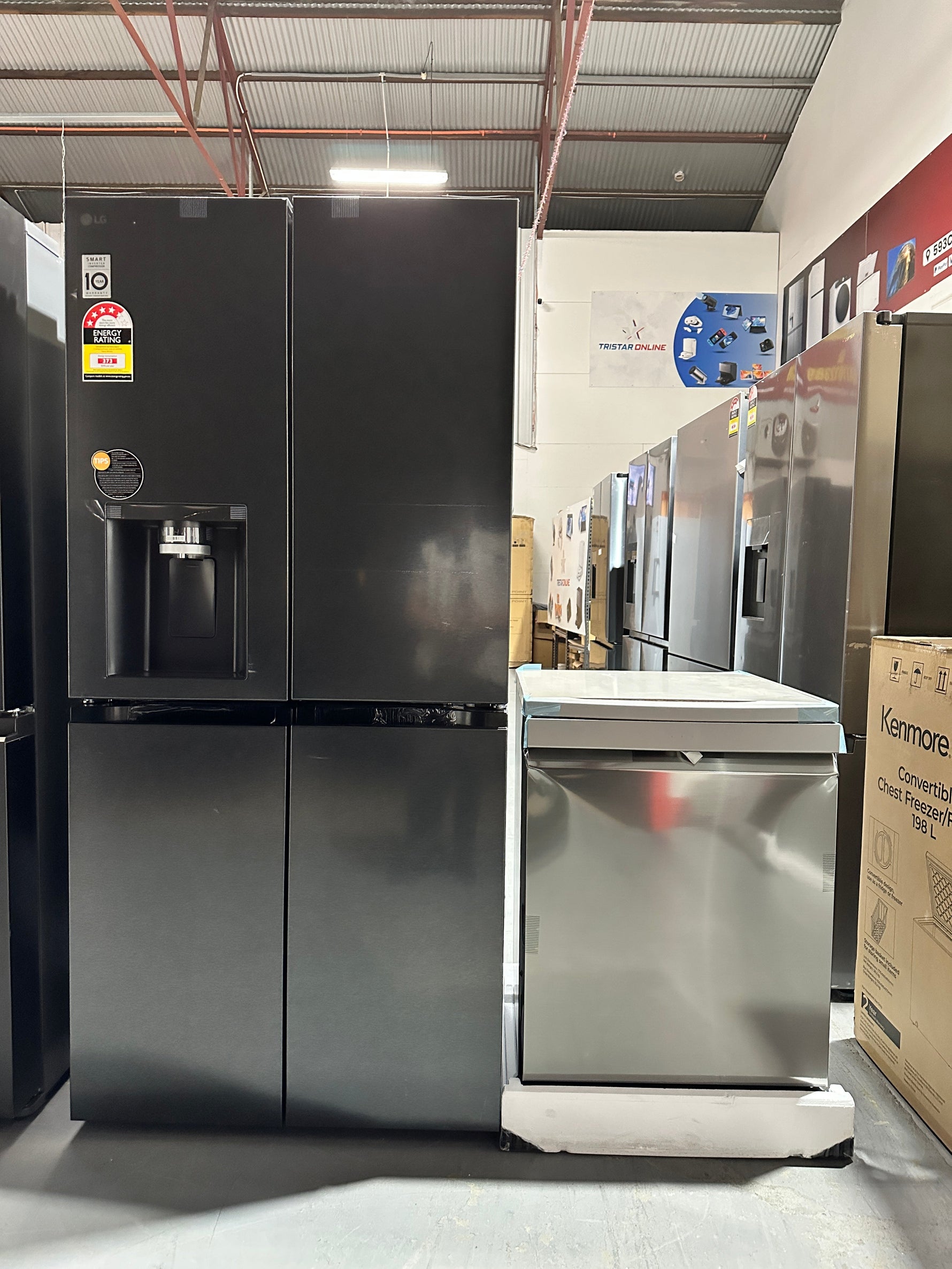 LG 506L Quad Door Fridge Freezer with Non-Plumbed Ice & Water + LG QuadWash 15 Place Dishwasher – Factory Seconds | ADELAIDE