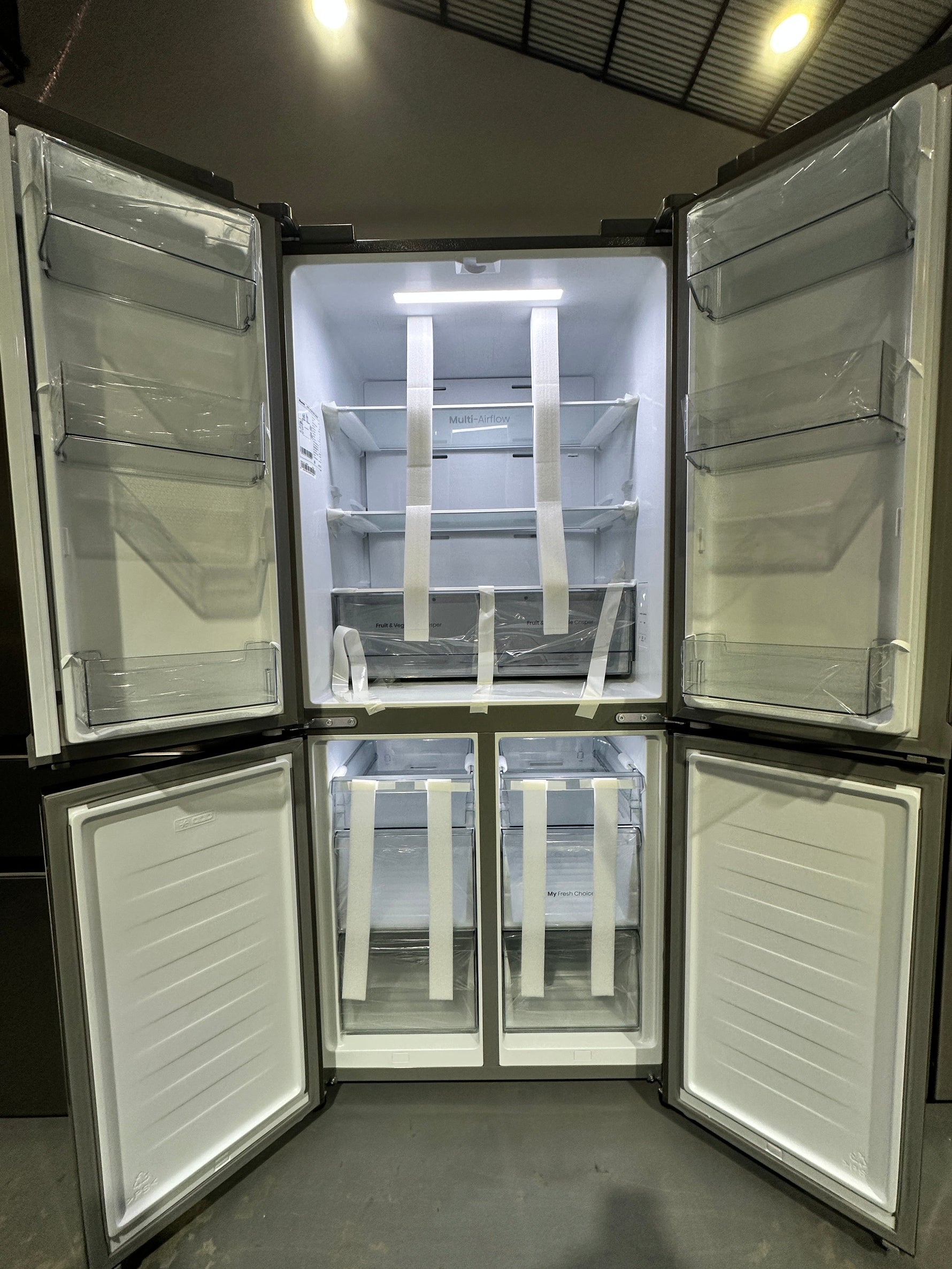 Hisense 483L French Door Fridge Freezer – White Glass Finish | HRCD483G | ADELAIDE