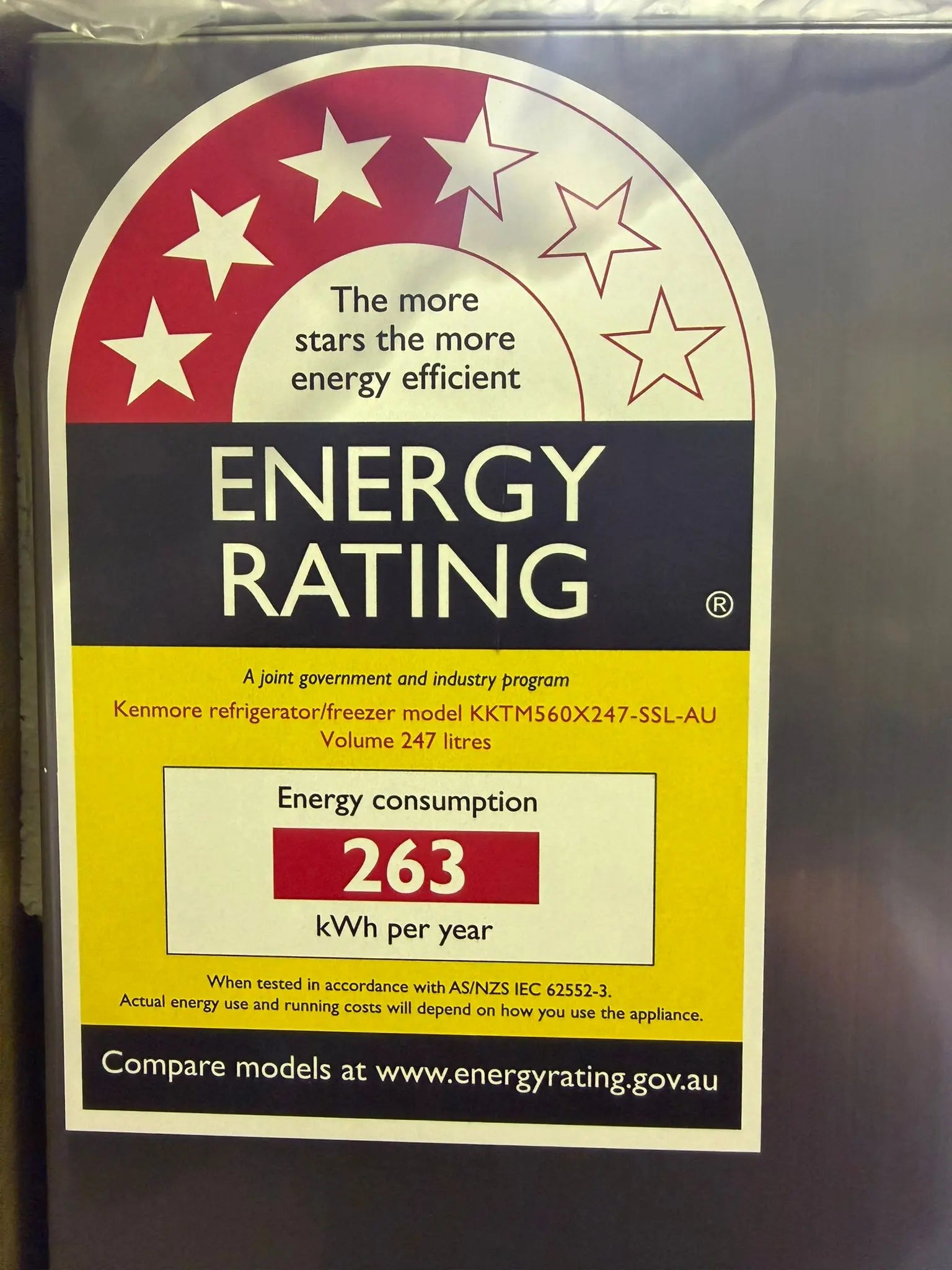 Kenmore 247L Fridge Freezer – Brand New (2 years warrant)