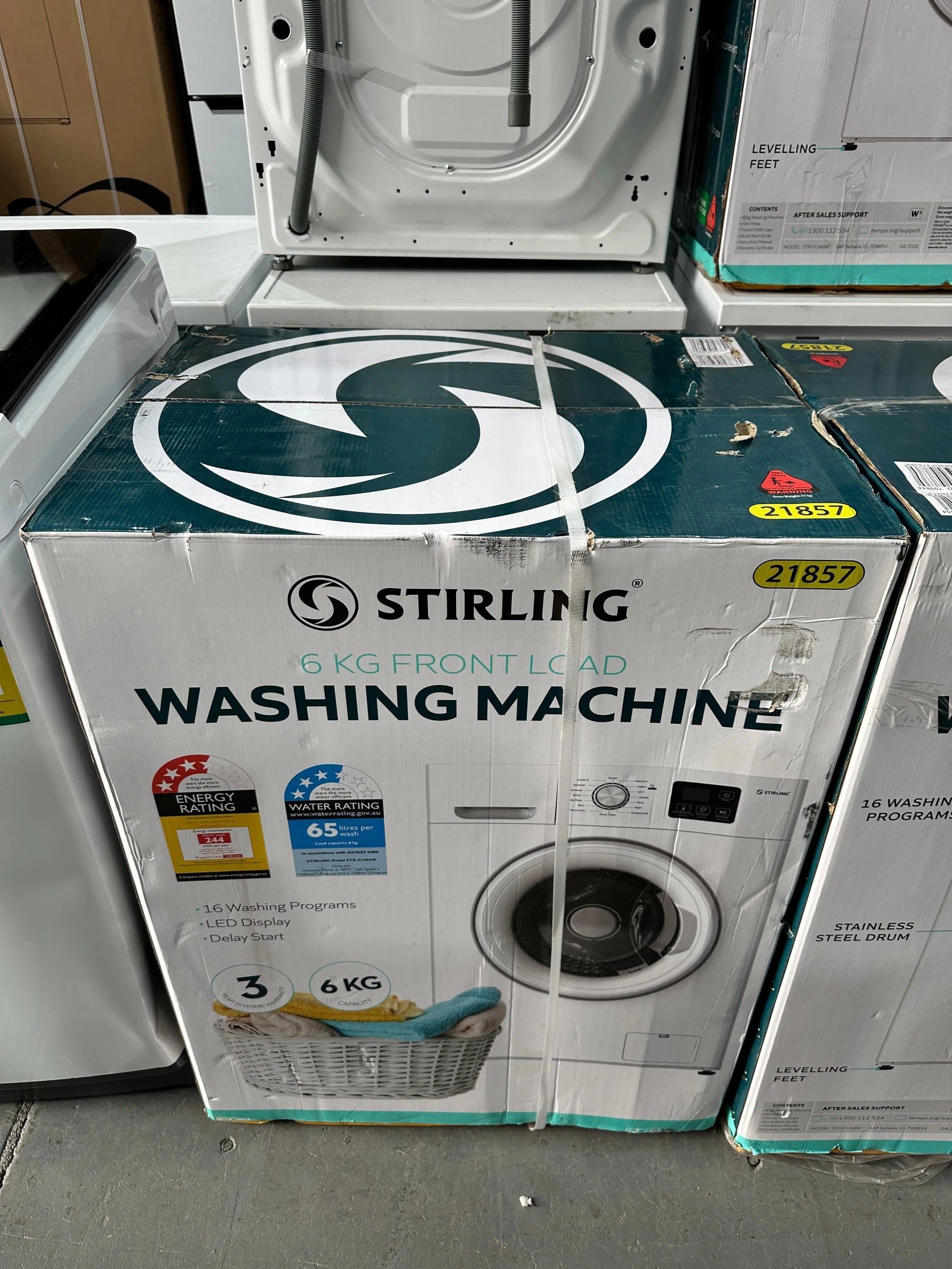 Kenmore 247L Fridge & Stirling 6kg Washing Machine Combo | ADELAIDE