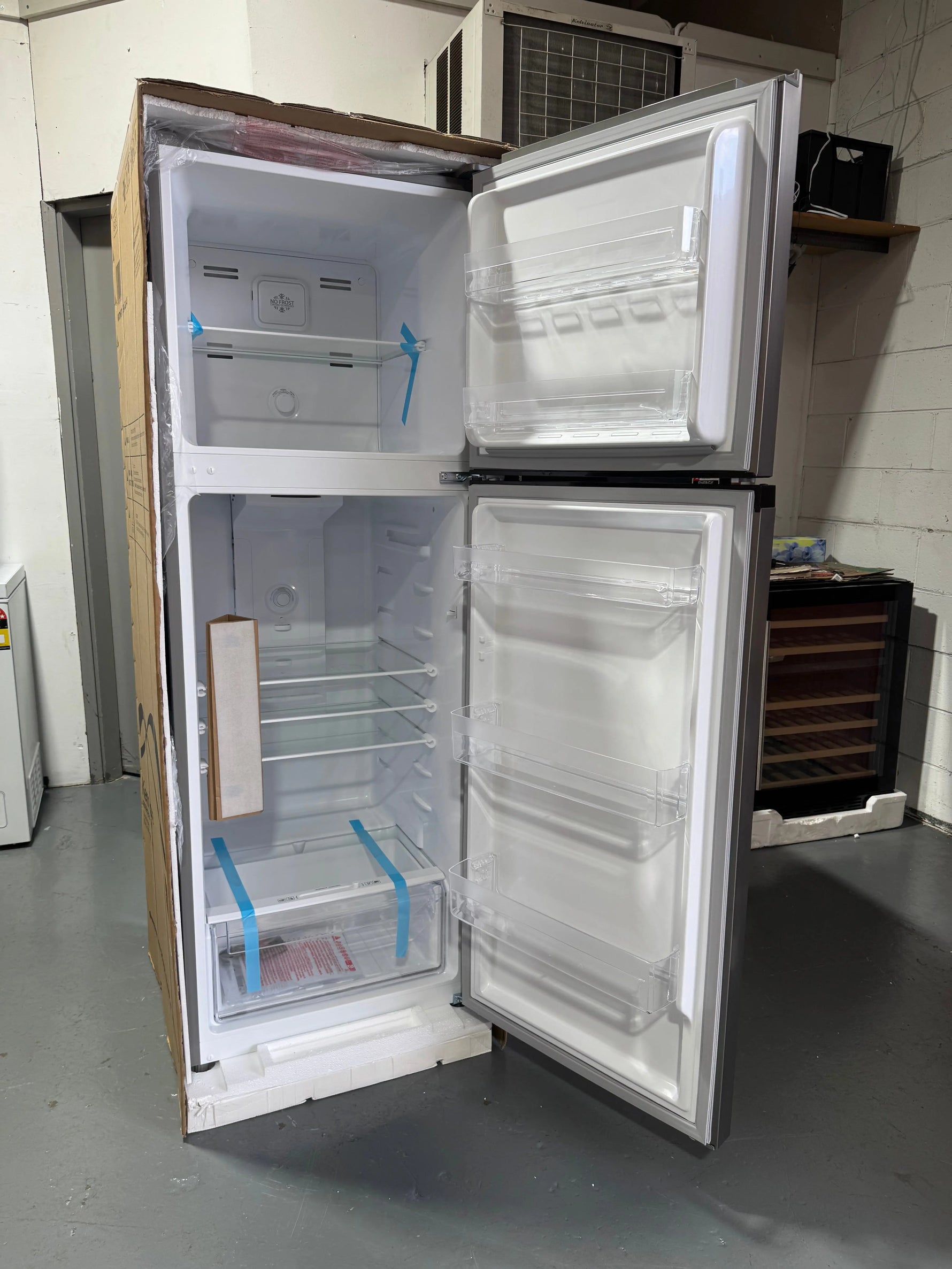Kenmore 334L Frost Free Top Mount Fridge – Stainless Steel – 2 Year Warranty | SYDNEY