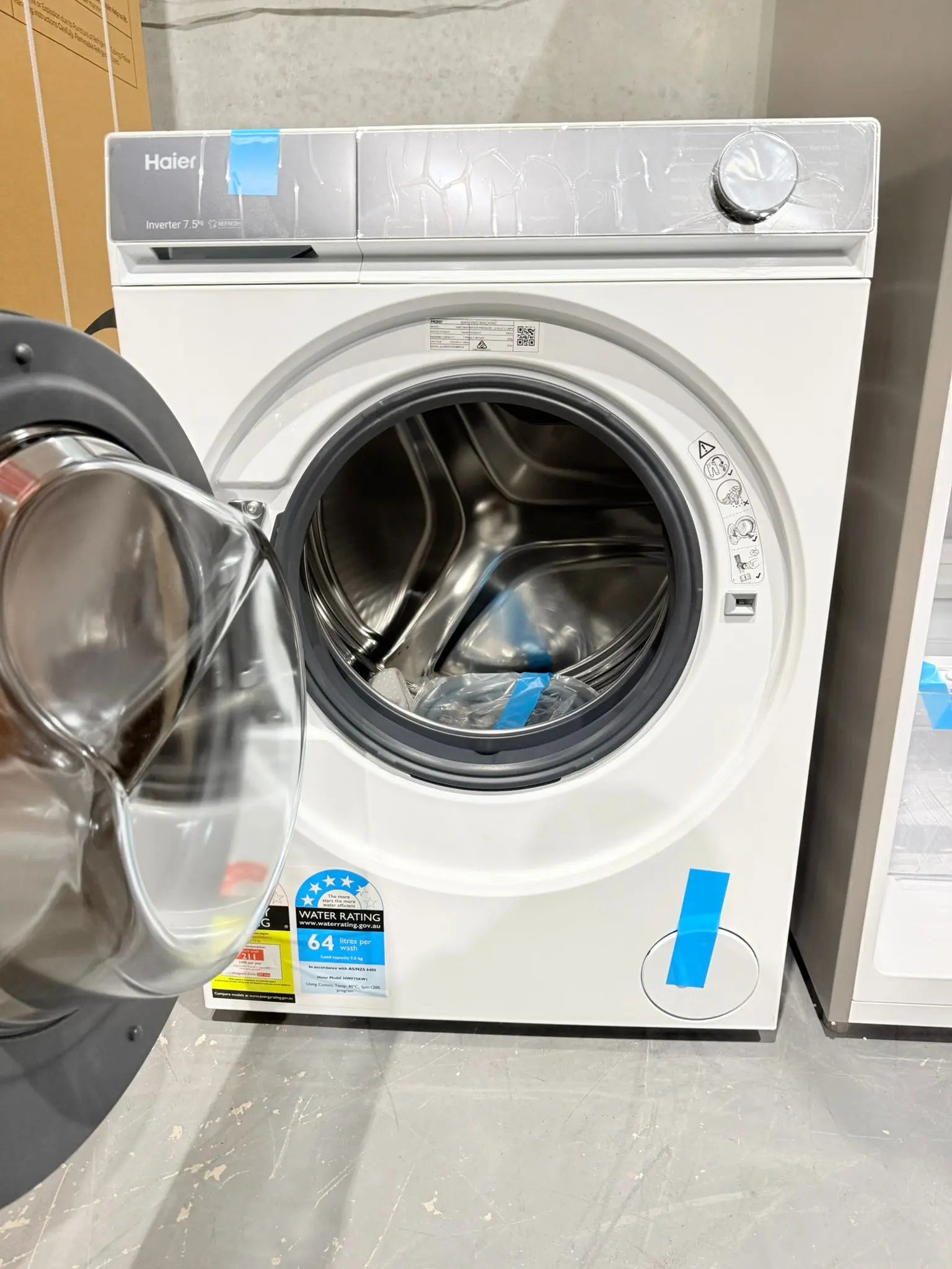 Kenmore 498L Fridge Freezer (Brand New, 2-Year Warranty) + Haier 7.5kg Washing Machine (Factory Seconds) – Combo Deal | MELBOURNE