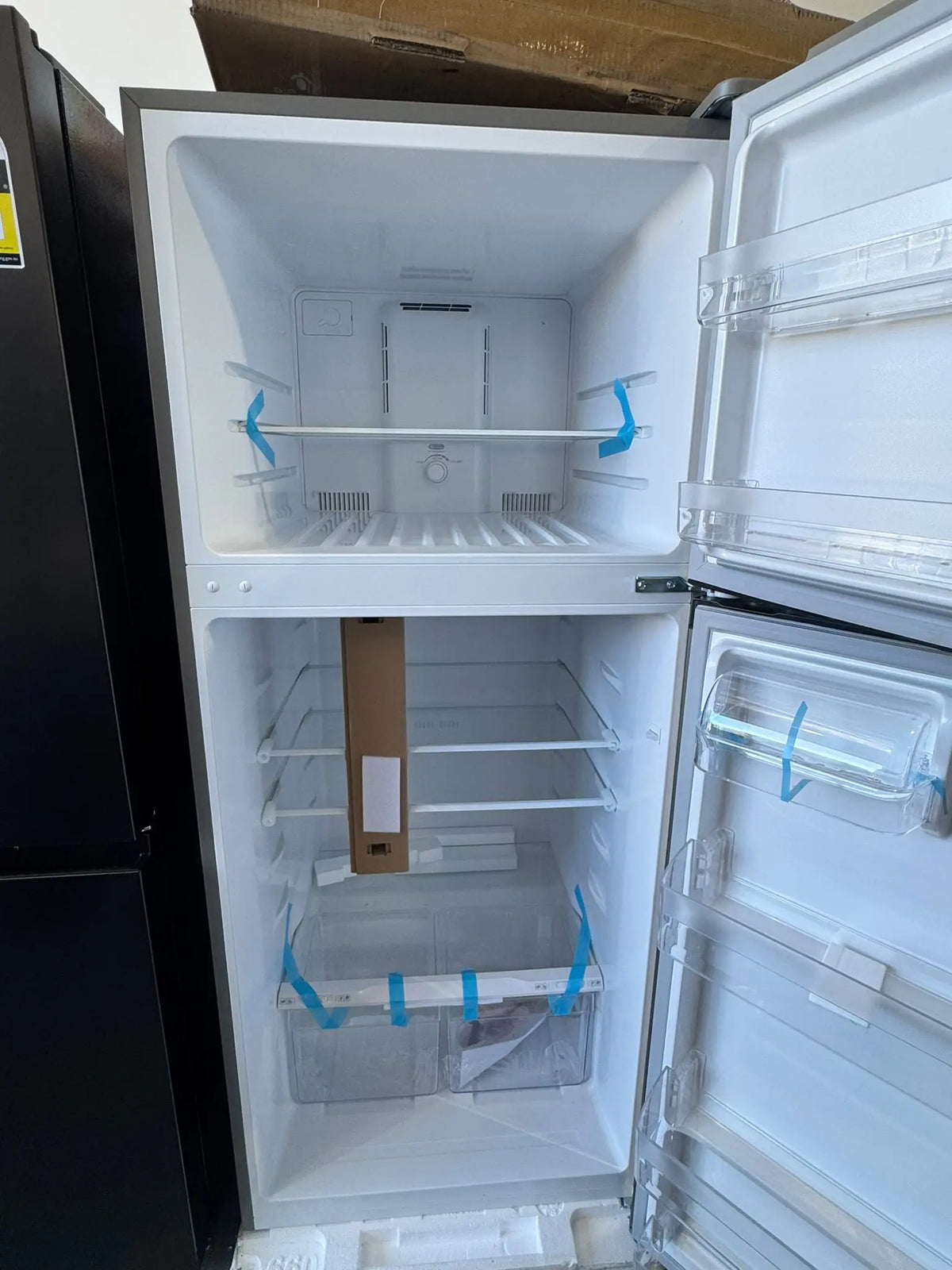 Kenmore 498L Stainless Steel Top Mount Fridge Freezer – Brand New | Lucky white goods
