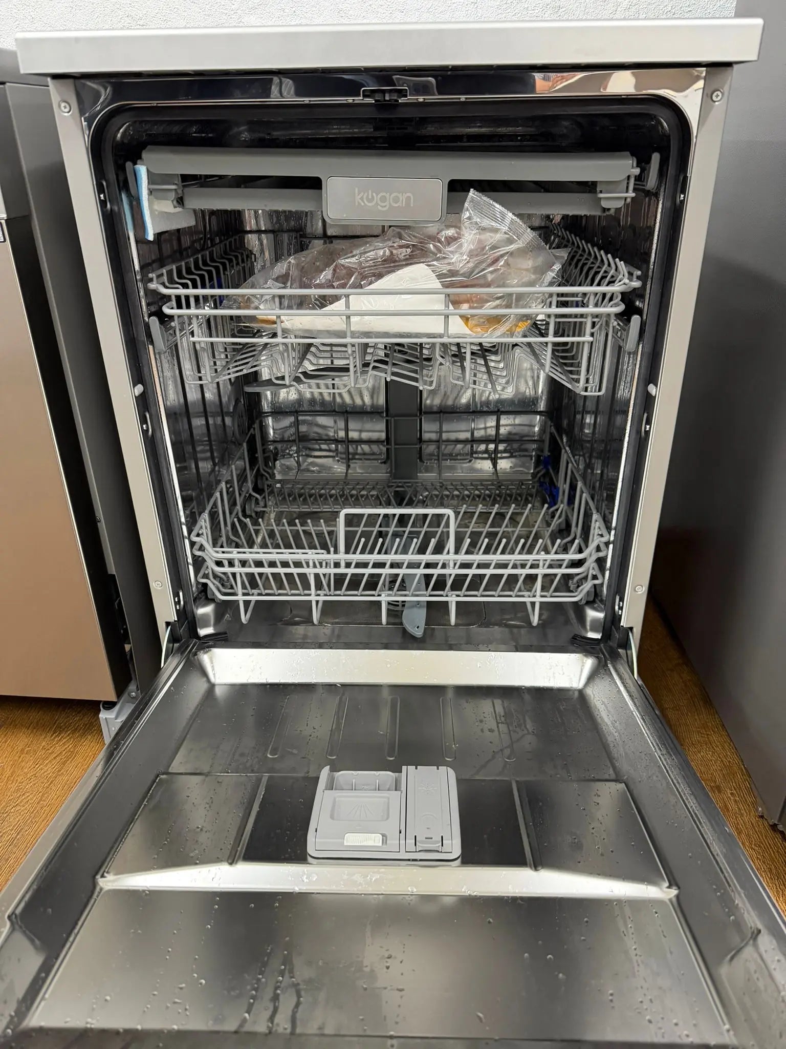 Kogan 15 Place Settings Dishwasher KAM15PDWFSA | Refurbished | Energy Efficient | Reservoir