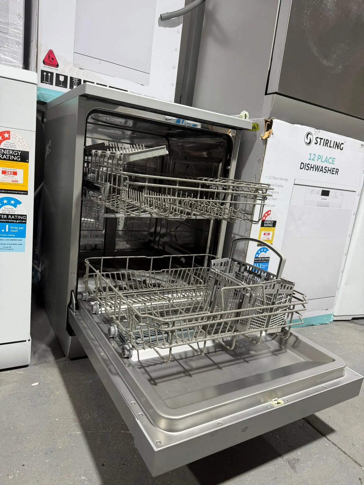 Kogan KAM14PDWFSA 60cm Freestanding Dishwasher – Factory Second | RESERVOIR