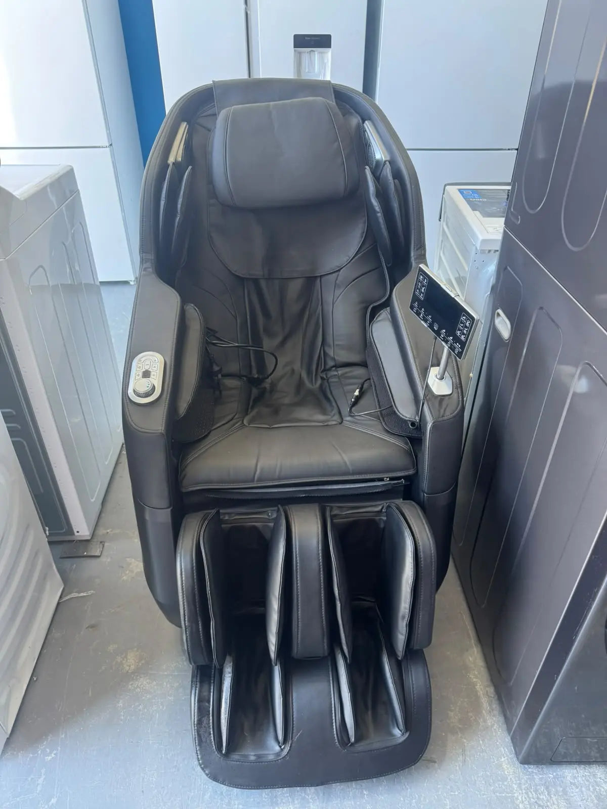 Kogan Zero-Gravity SL-Track Massage Recliner Chair | PERTH