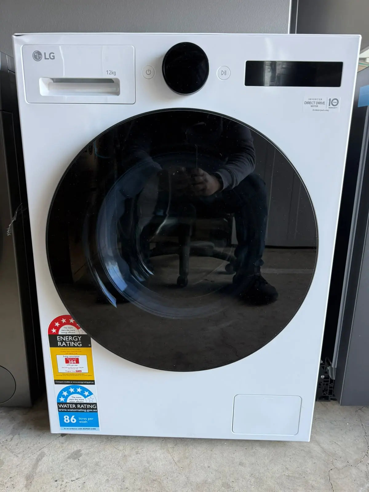 LG 12kg Series 9 AI DD Steam+ Front Load Washing Machine – Factory Second | MELBOURNE