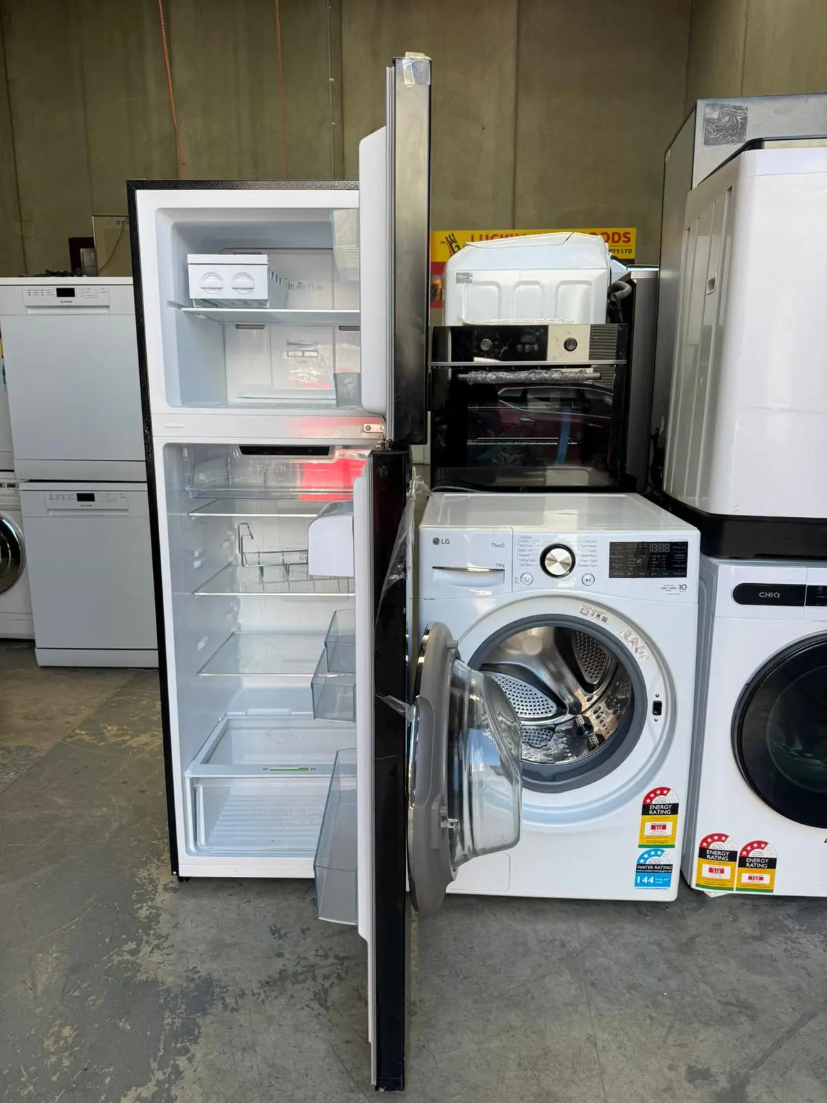 LG 14kg Front Load Washer + CHiQ 348L Fridge Combo – Refurbished | MELBOURNE