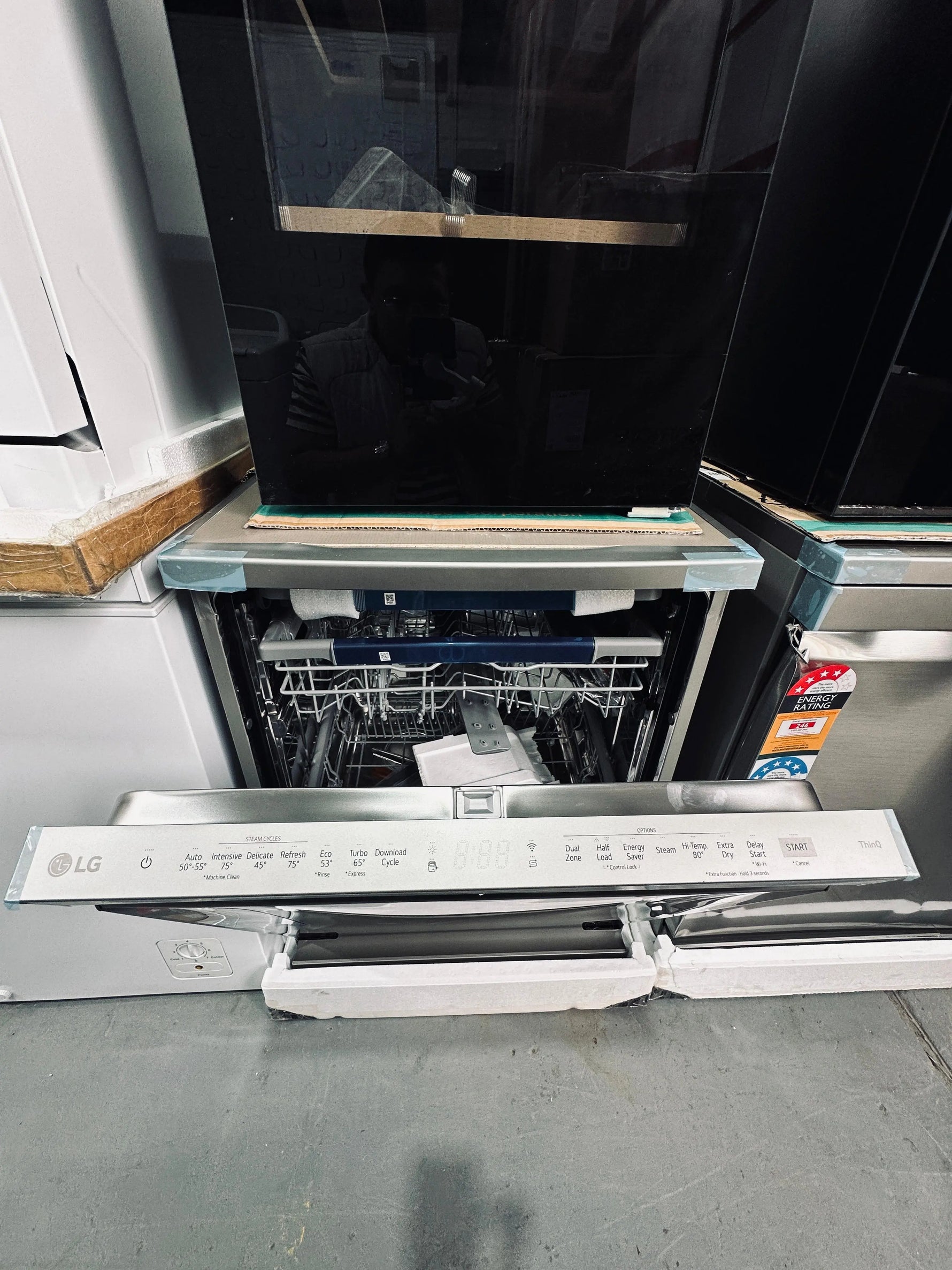 LG 15 Place Settings QuadWash Dishwasher – Factory Seconds | ADELAIDE