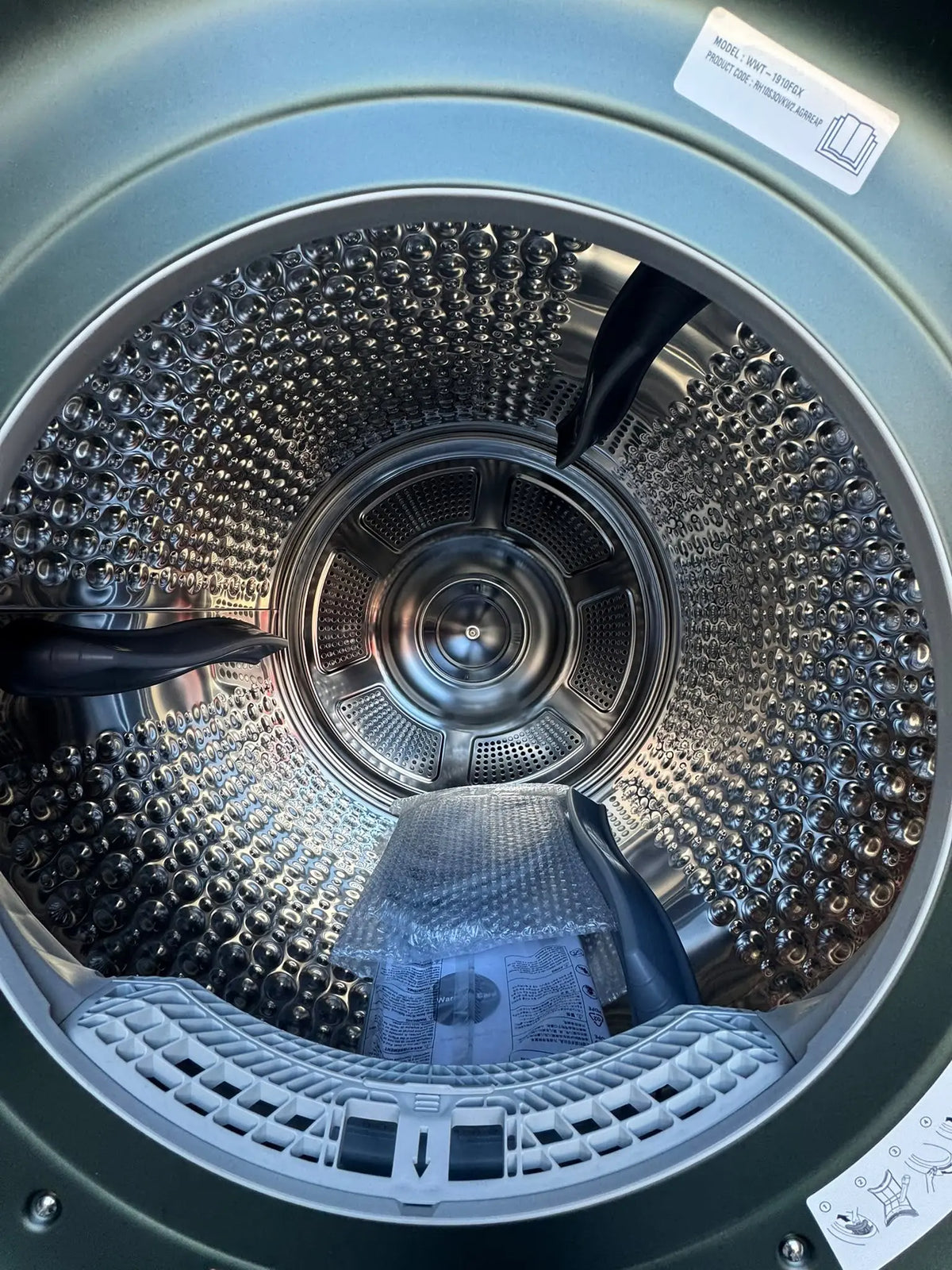 LG 19kg/10kg WashTower Washer Dryer – Factory Second | MELBOURNE