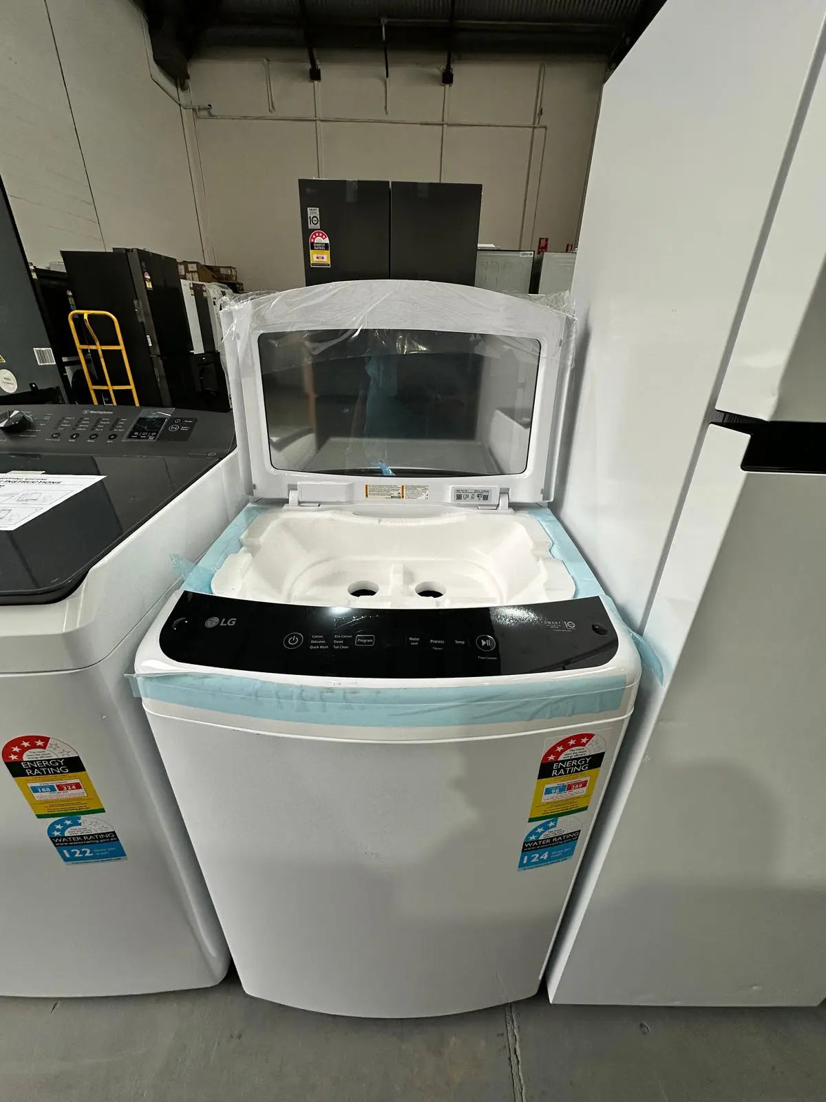 LG 266L Top Mount Fridge Freezer + LG 8.5kg Top Load Washer Combo – Factory Seconds | ADELAIDE