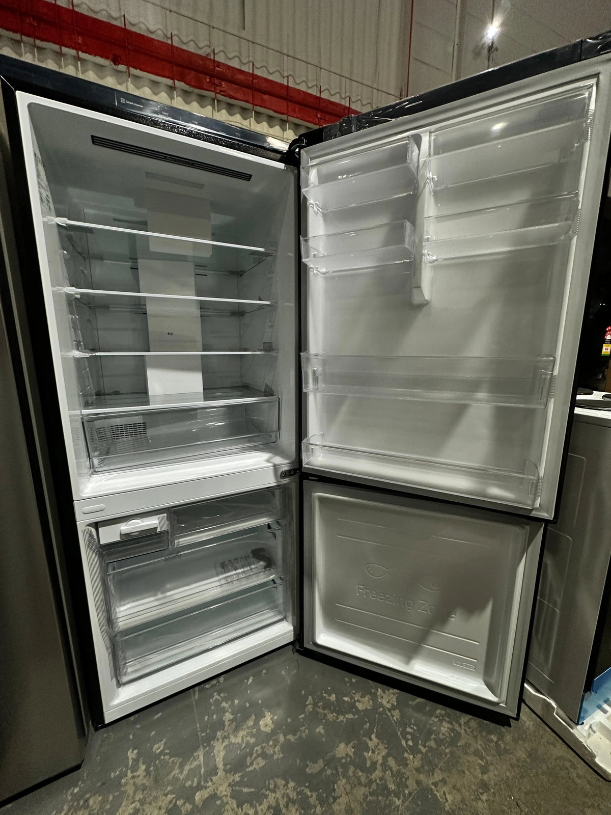 LG 420L Bottom Mount Refrigerator / Freezer – Factory Second | ADELAIDE