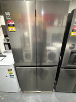 LG 530L Fridge Freezer – Factory Second