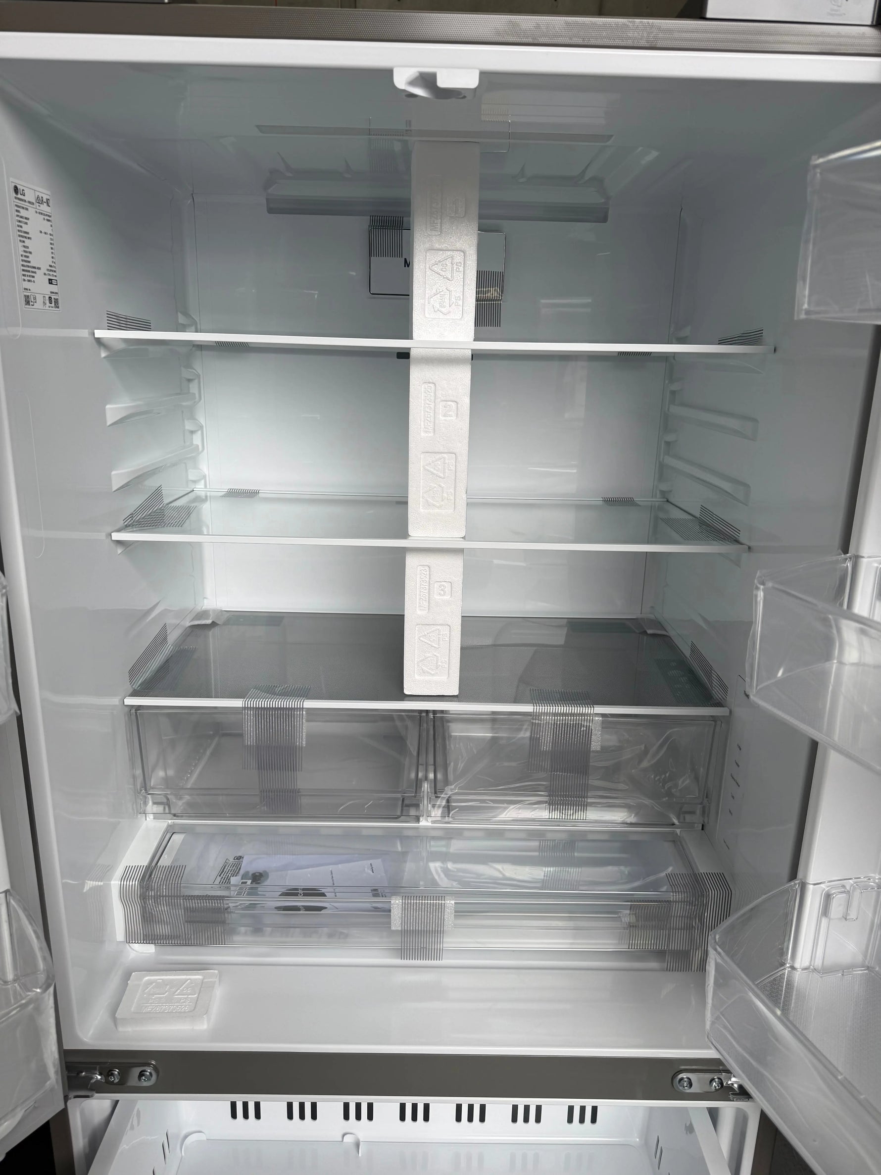 LG 589L Bottom Mount Fridge – Factory Seconds | BF-B589PLE | MELBOURNE