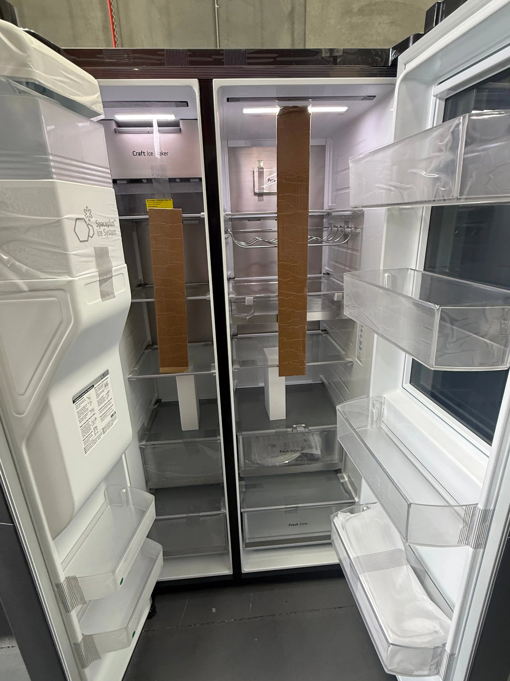 LG 635L Side-by-Side Fridge – Factory Seconds | GS-V600MBLC | MELBOURNE