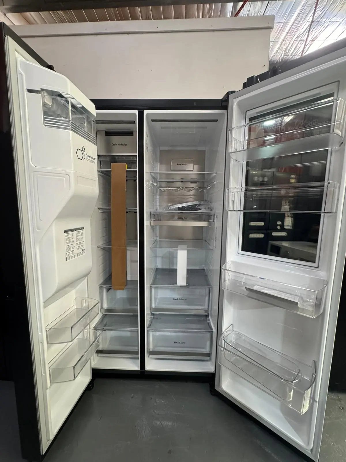 LG 635L Three Door Side by Side Fridge with InstaView & Ice and Water Dispenser – Matte Black (GS-V600MBLC) | SYDNEY