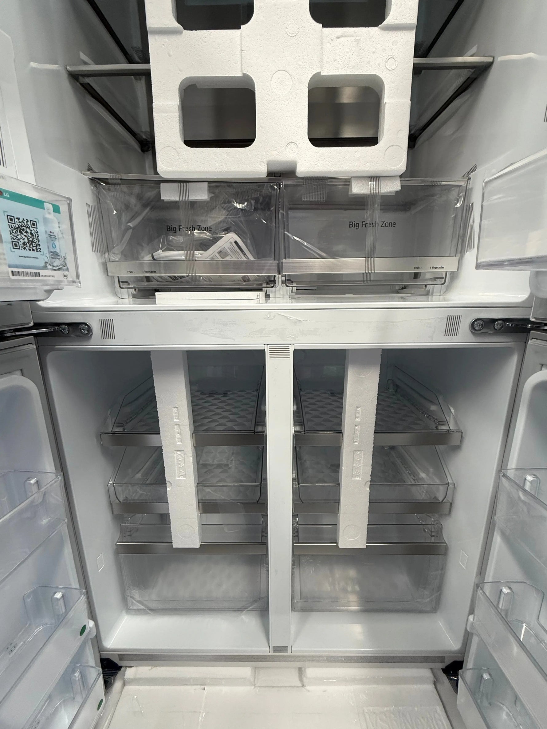 LG 637L French Door Fridge with Ice & Water – Factory Seconds | GF‑L700MWH | MELBOURNE