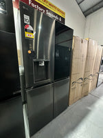 LG 642L InstaView Quad Door Fridge Freezer with Plumbed Ice & Water (Factory Seconds)