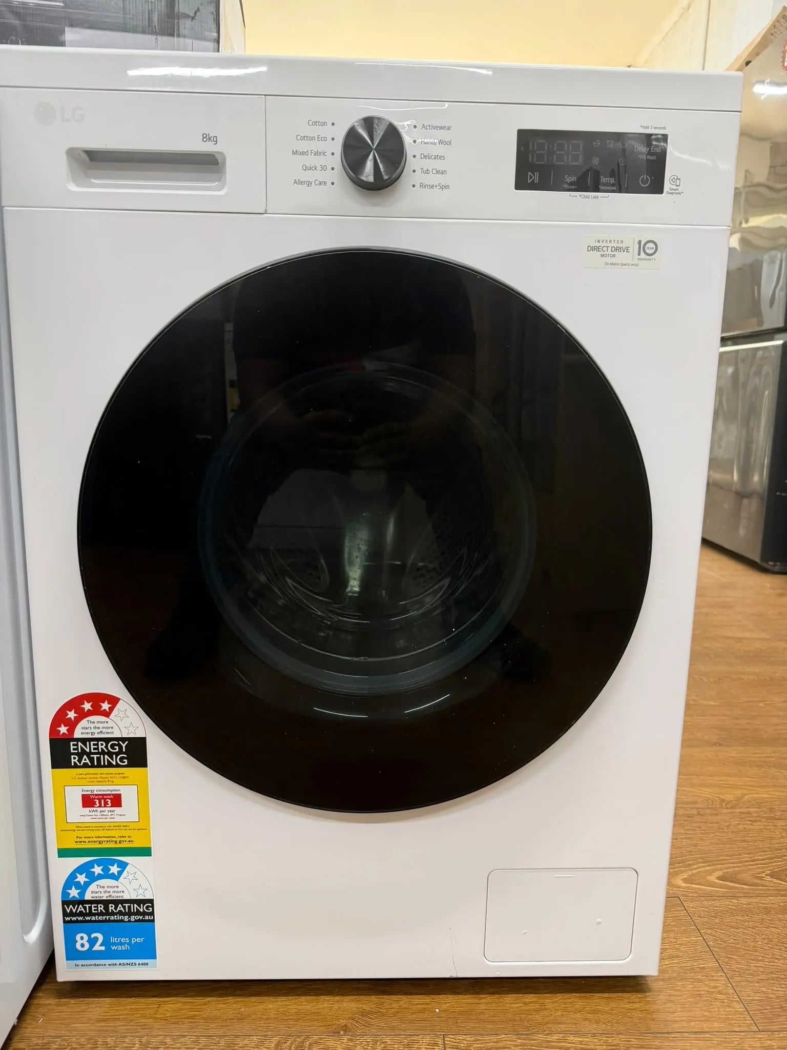 LG 8kg Series 1 Front Load Washing Machine with Steam – Refurbished | RESERVOIR