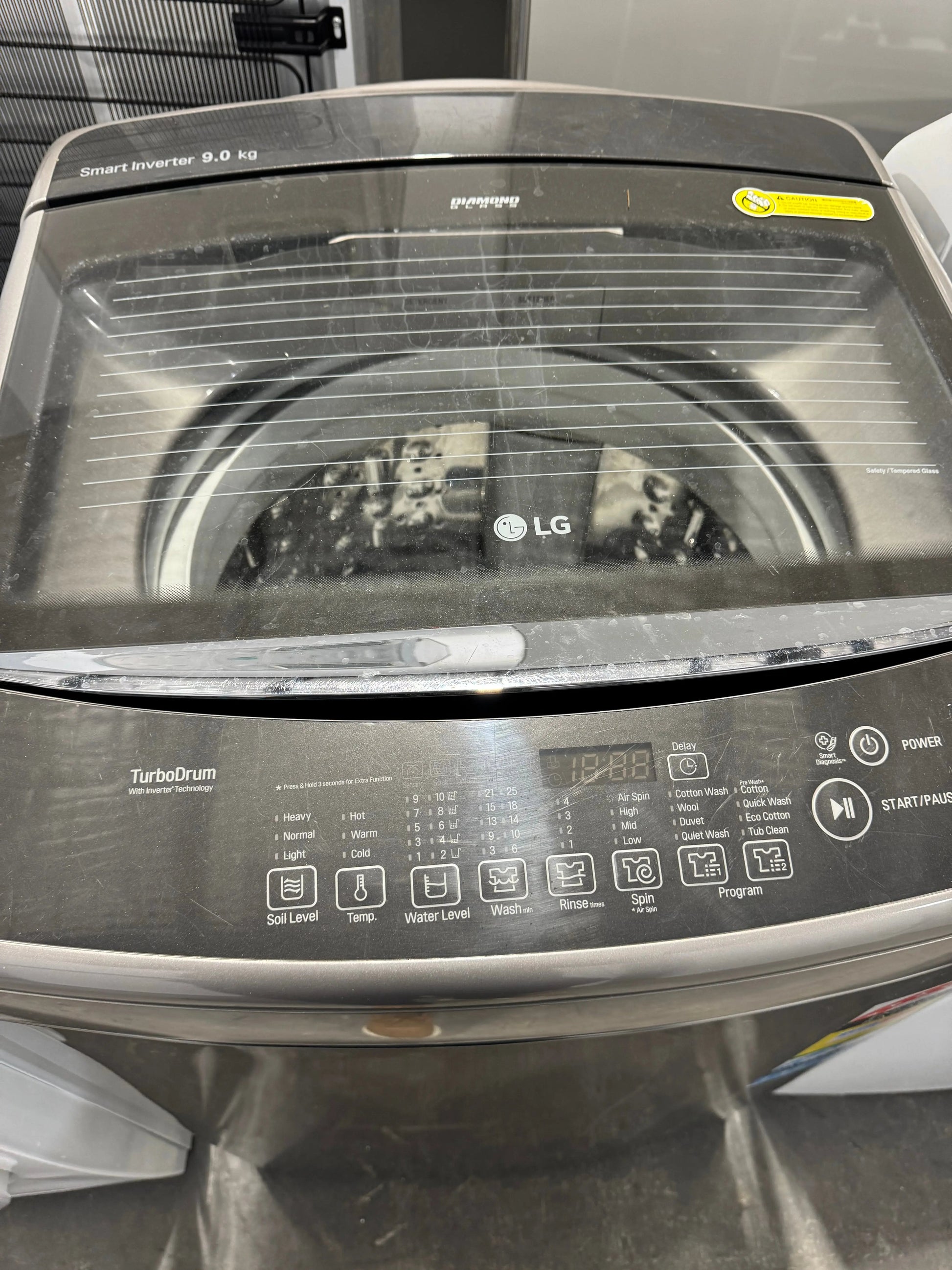 LG 9kg washing machine | PERTH