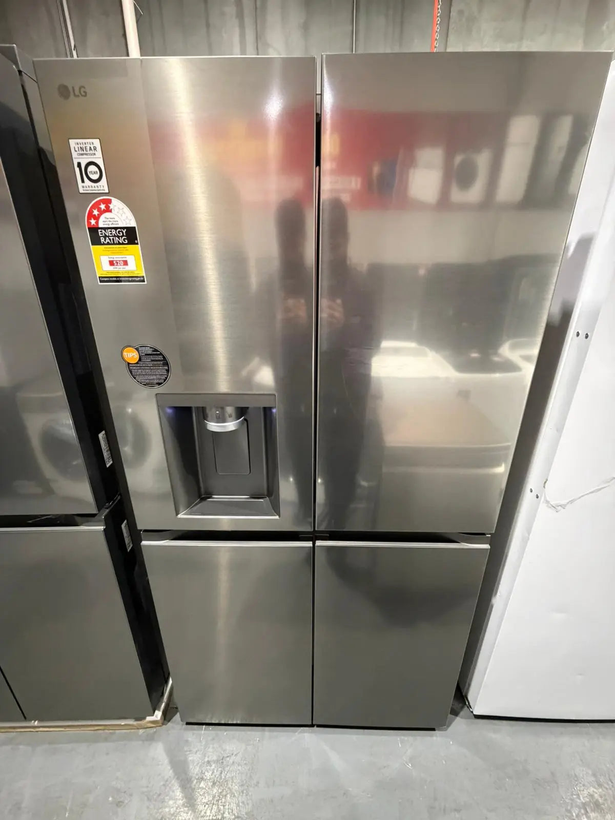 LG GF-L700PL 637L Like New Fridge Freezer