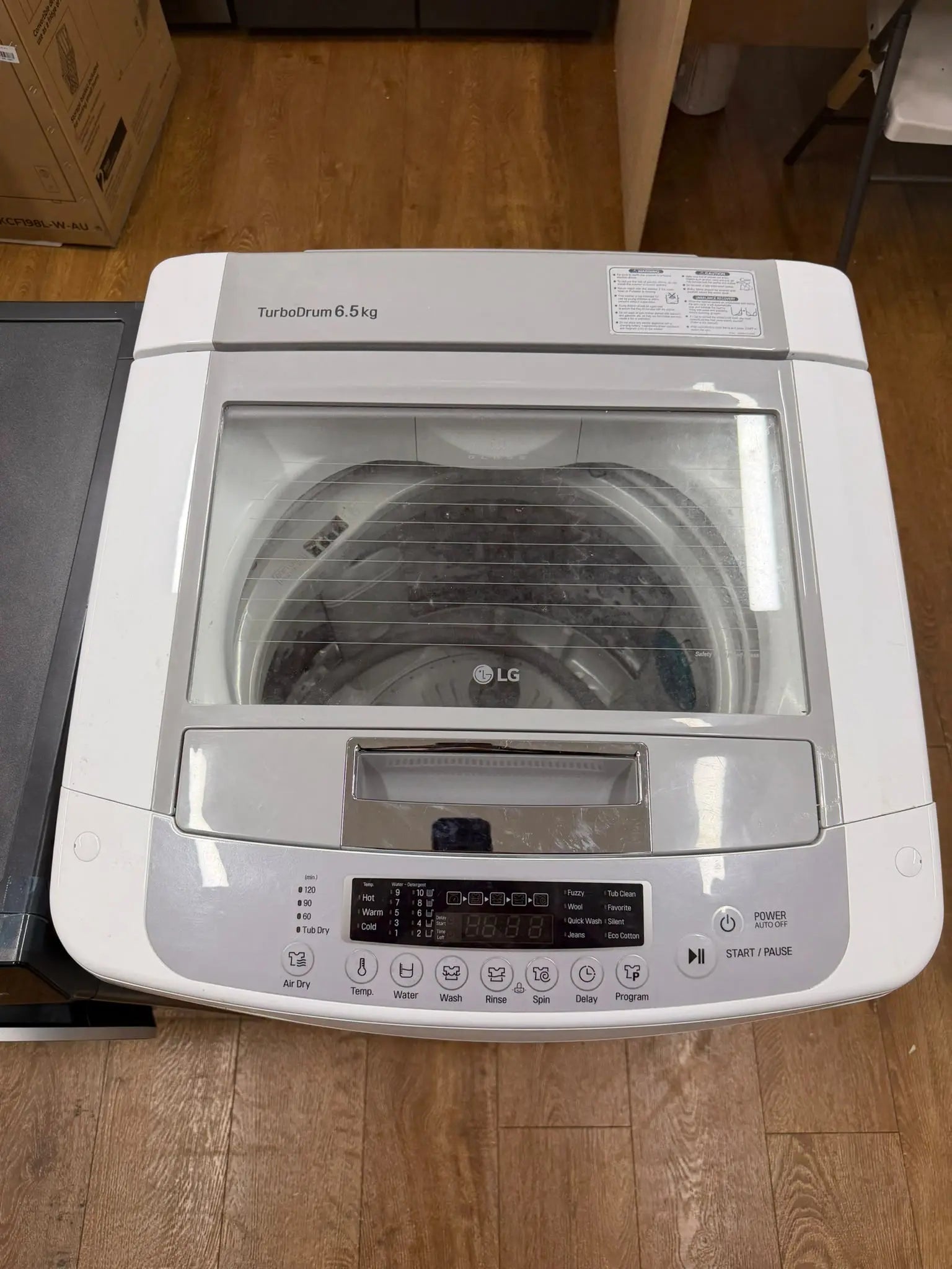 LG Top Load Washing Machine WF-T6572 – Refurbished