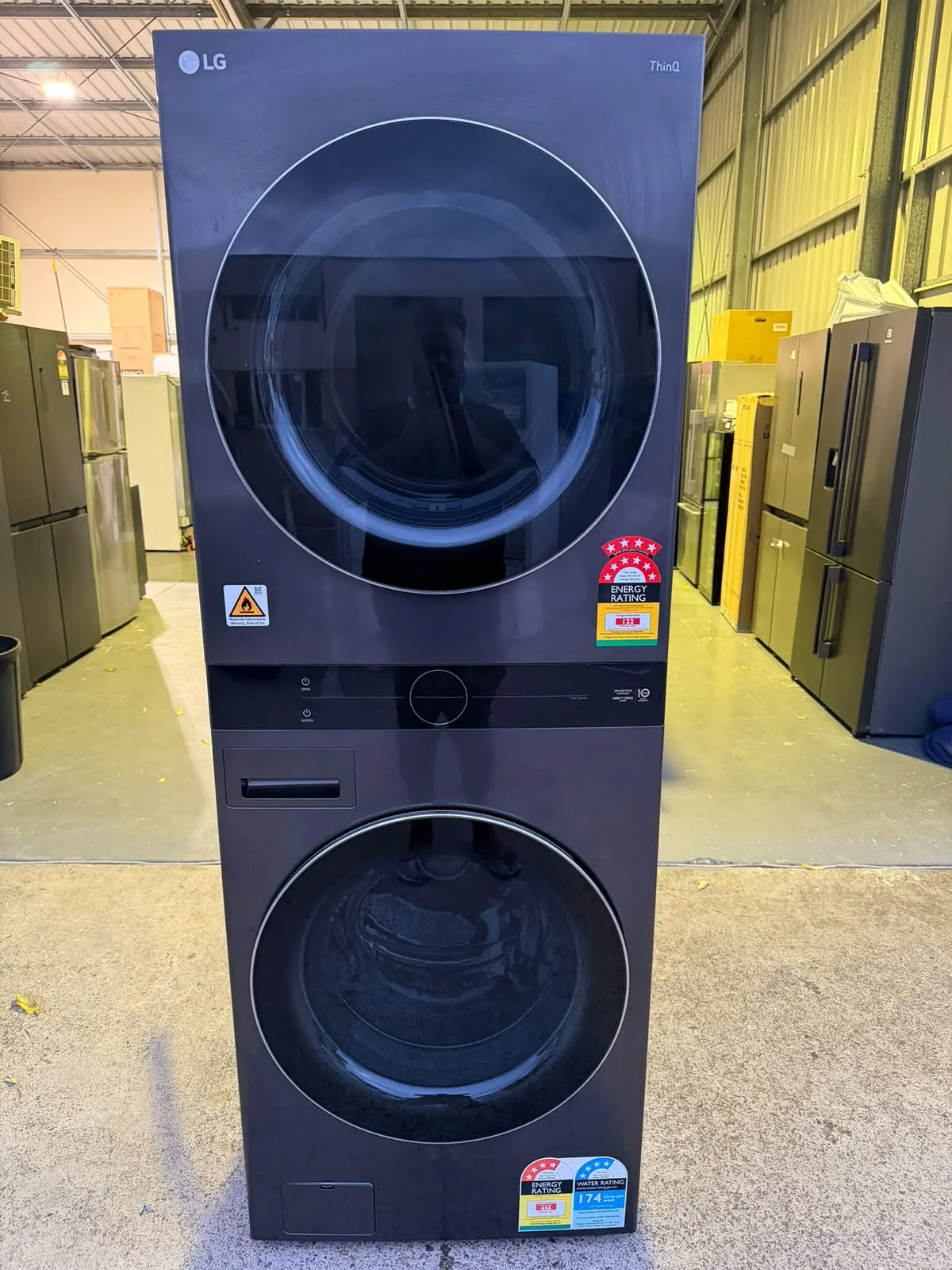 LG WashTower 17kg Washer / 10kg Heat Pump Dryer – Refurbished | BRISBANE