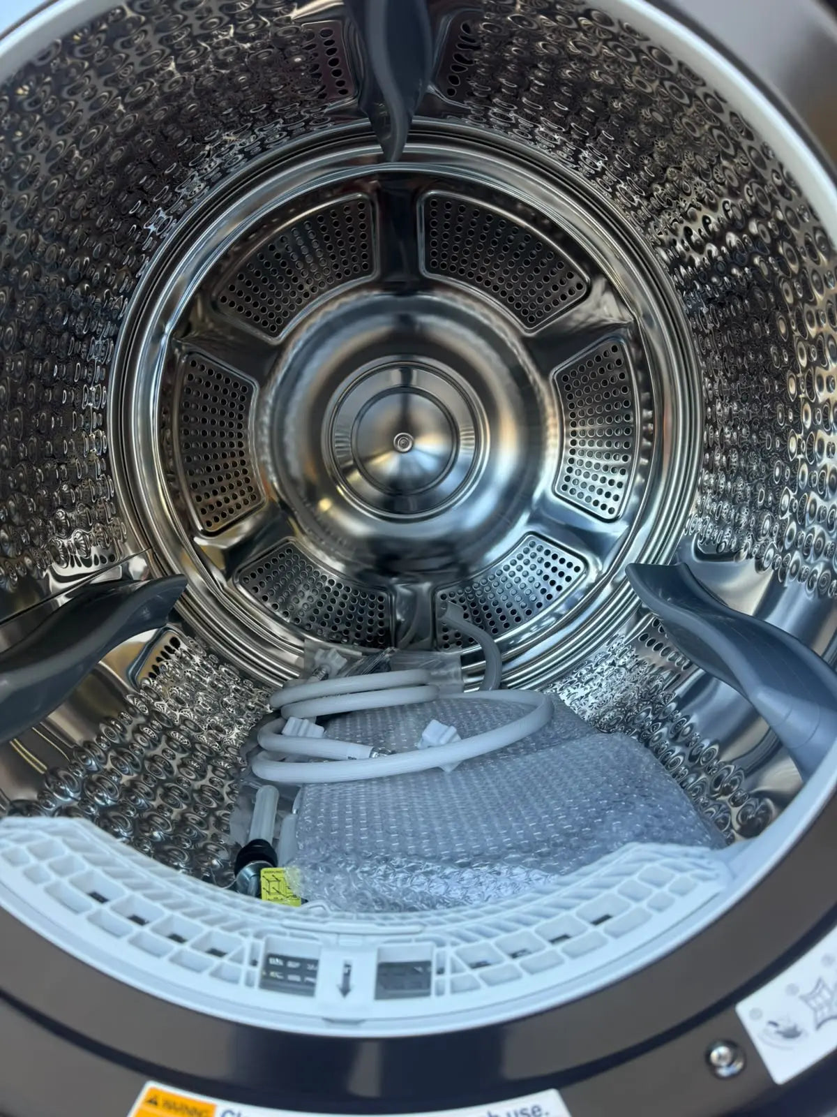 LG WashTower 19kg-10kg Combo Washer Dryer – Factory Second | MELBOURNE