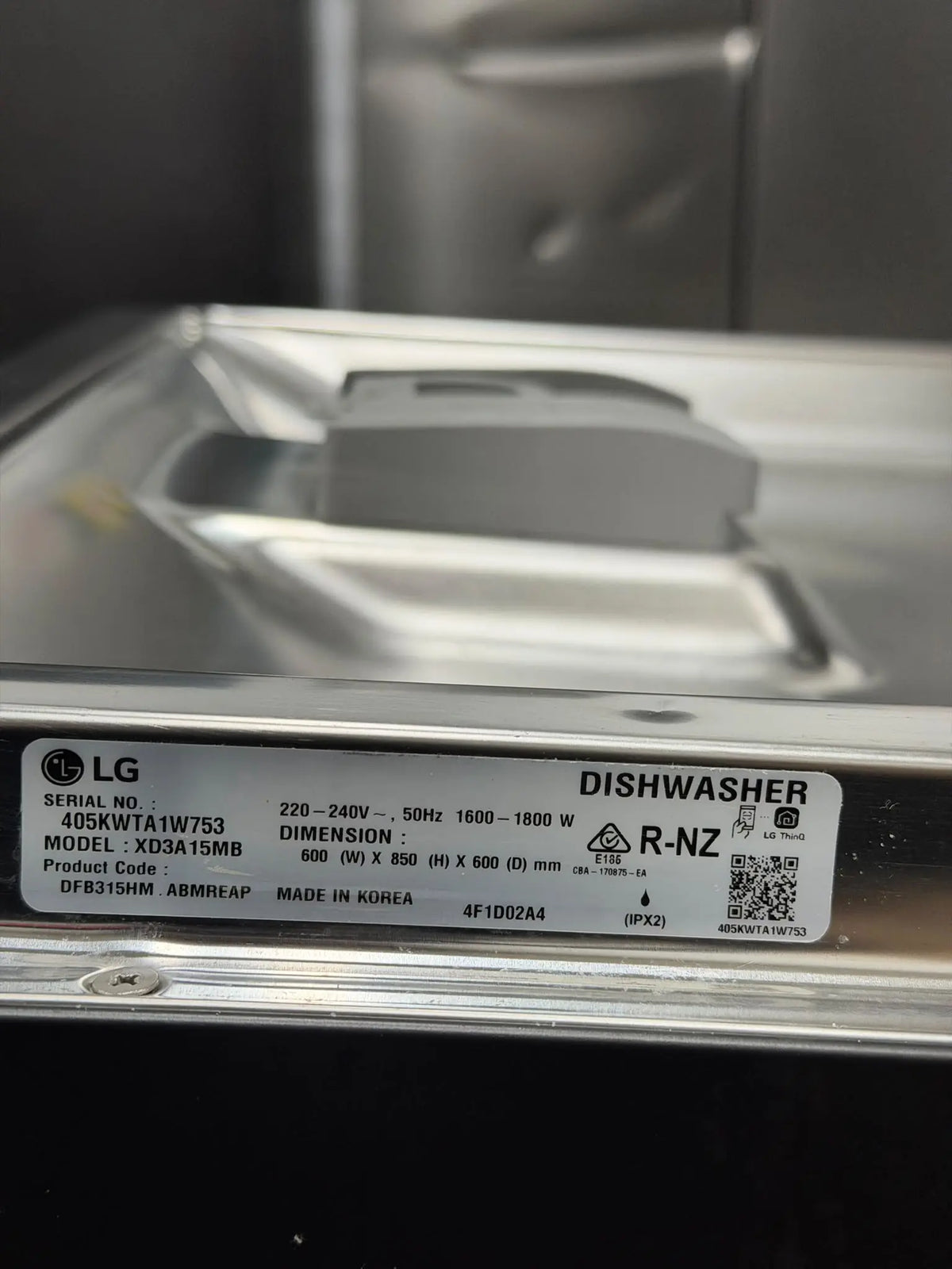 LG XD3A15MB 15 Place QuadWash Freestanding Dishwasher – Refurbished | RESERVOIR