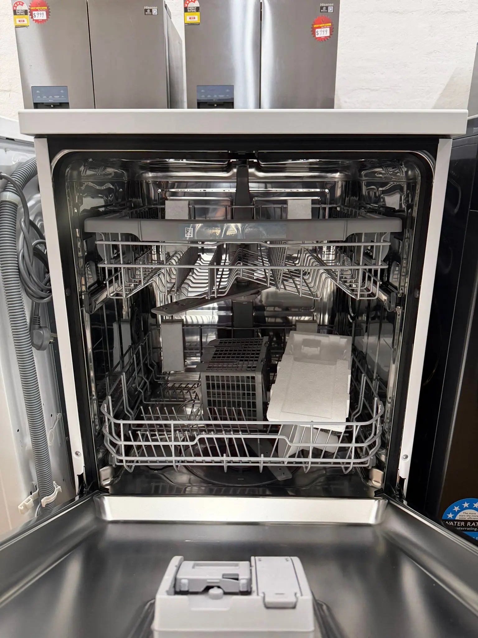 LG XD5B14WH 60cm 14 Place QuadWash Freestanding Dishwasher – White (Factory Second, TrueSteam, Smart Wash) | RESERVOIR