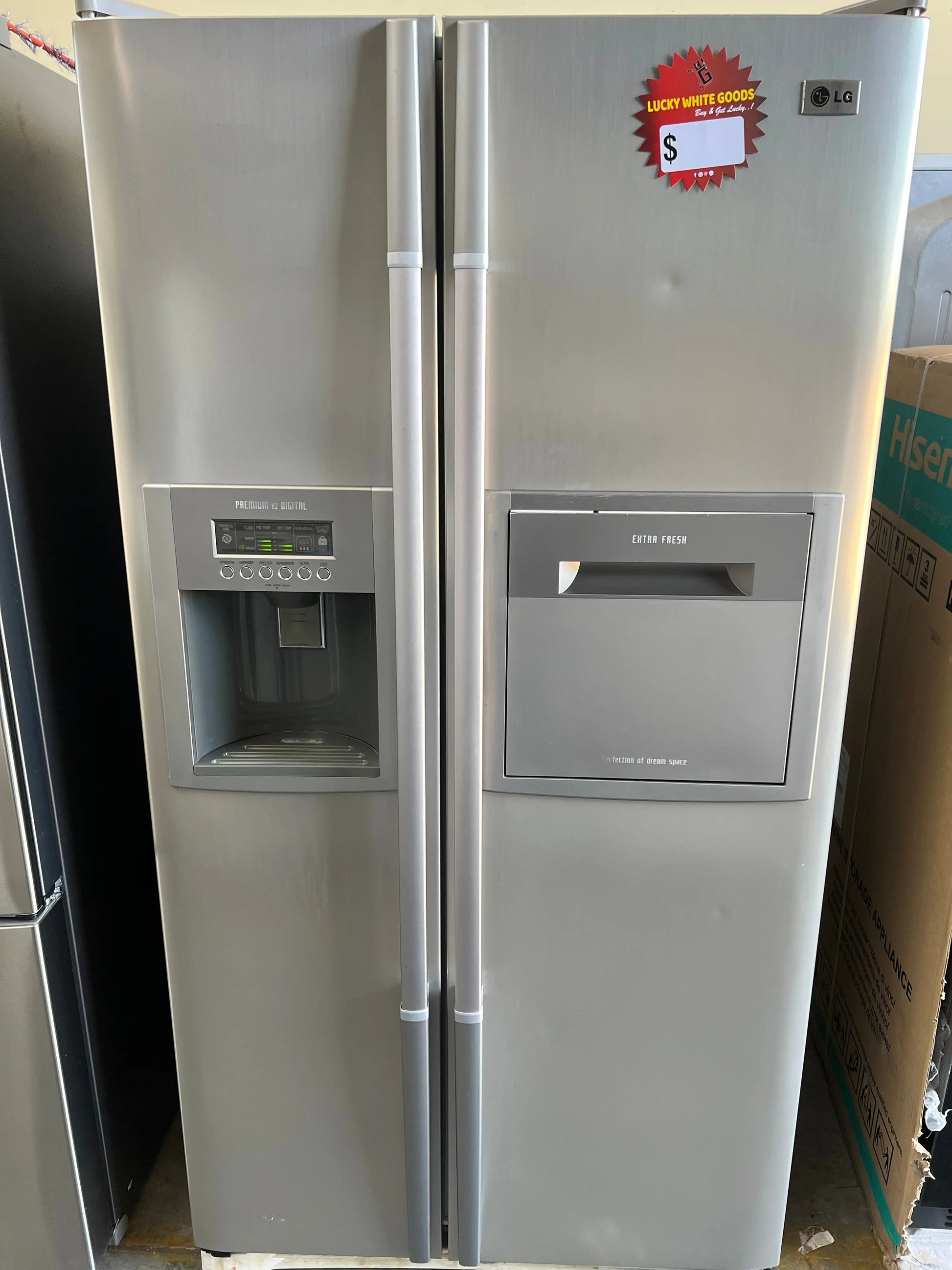 Lg 567 litres fridge freezer | ADELAIDE